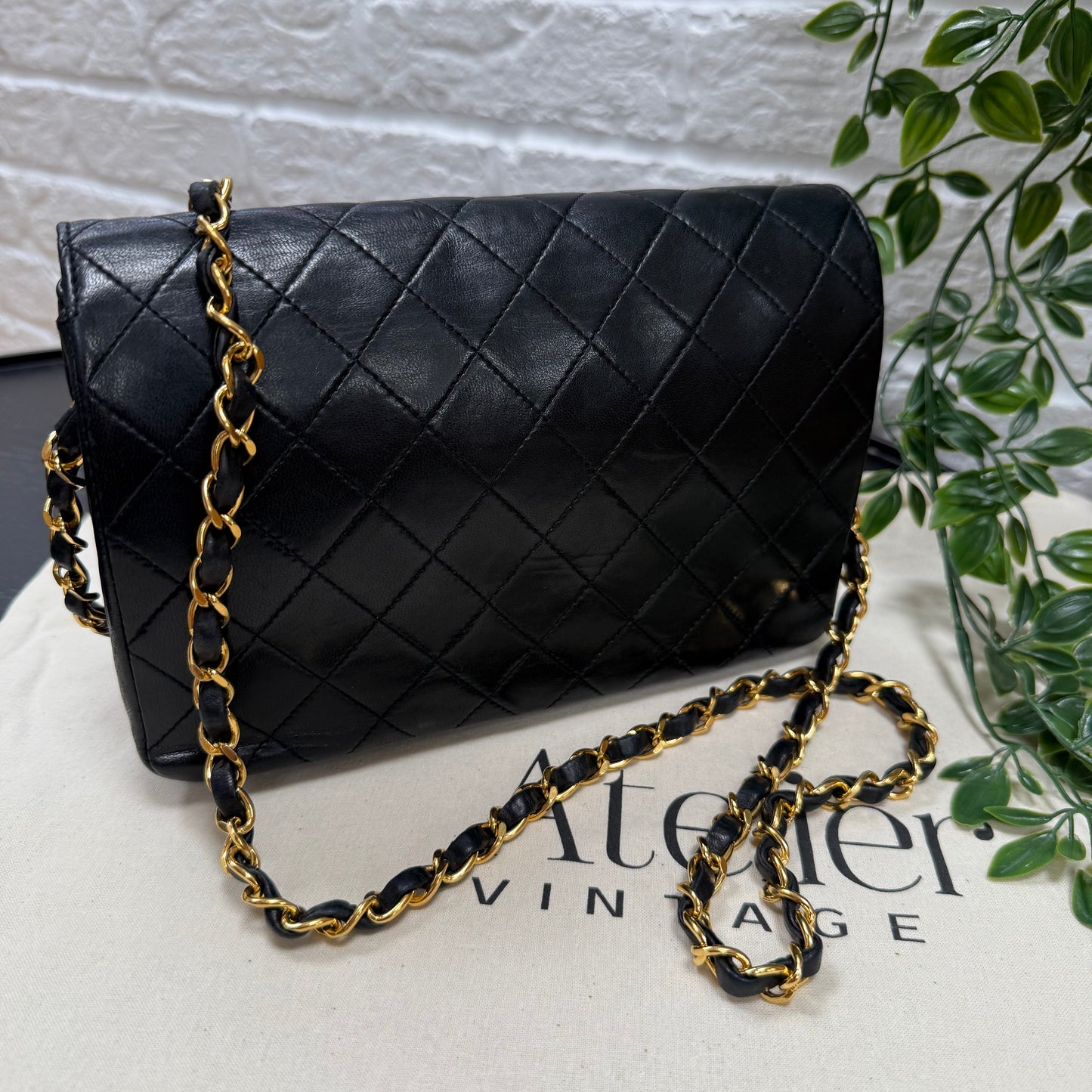 Chanel 1991 Circle CC Clasp Single Flap