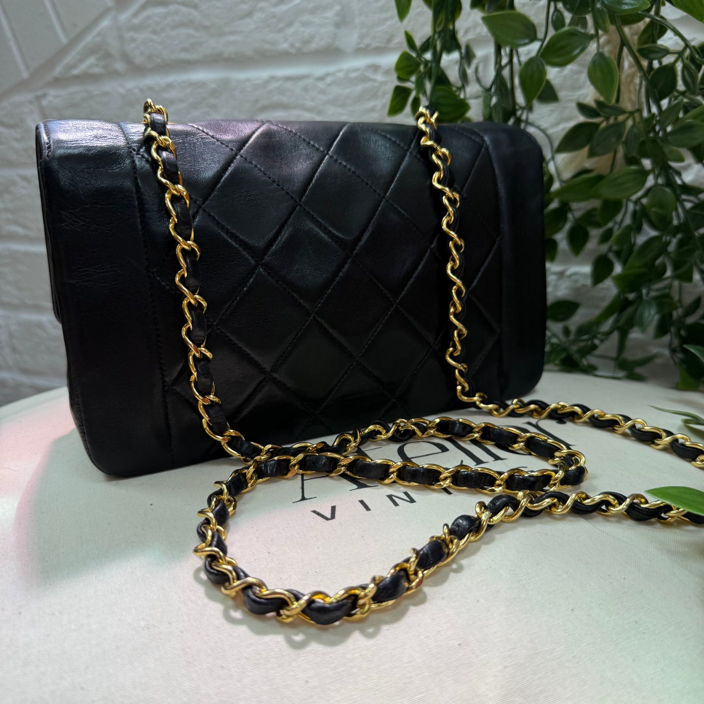 Chanel 1991 Vintage Classic Diana Small