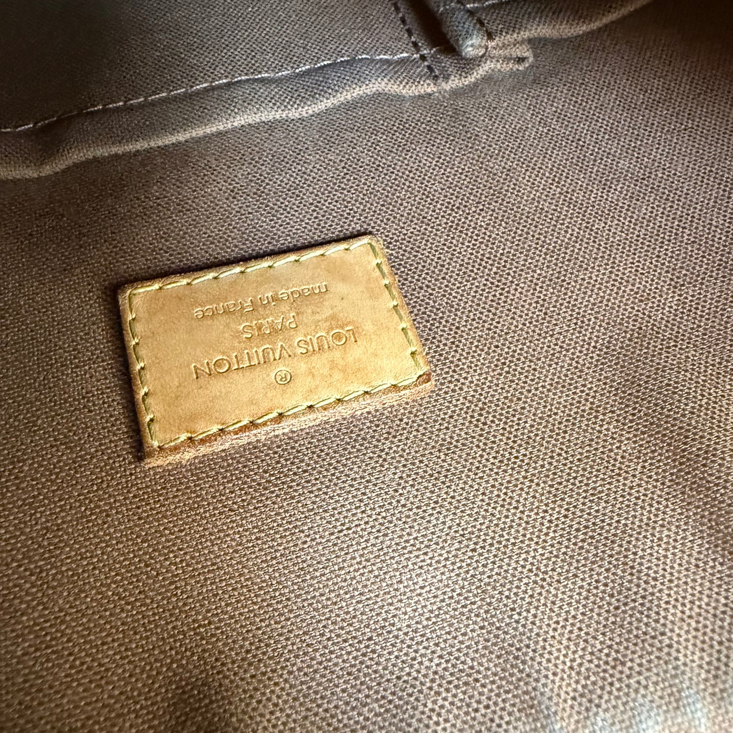 Louis Vuitton 2008 Odeon GM Cross Body