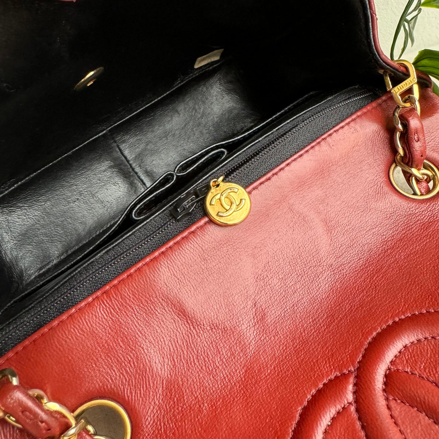 Chanel 1989 Bordeaux Red Classic Single Flap Medium