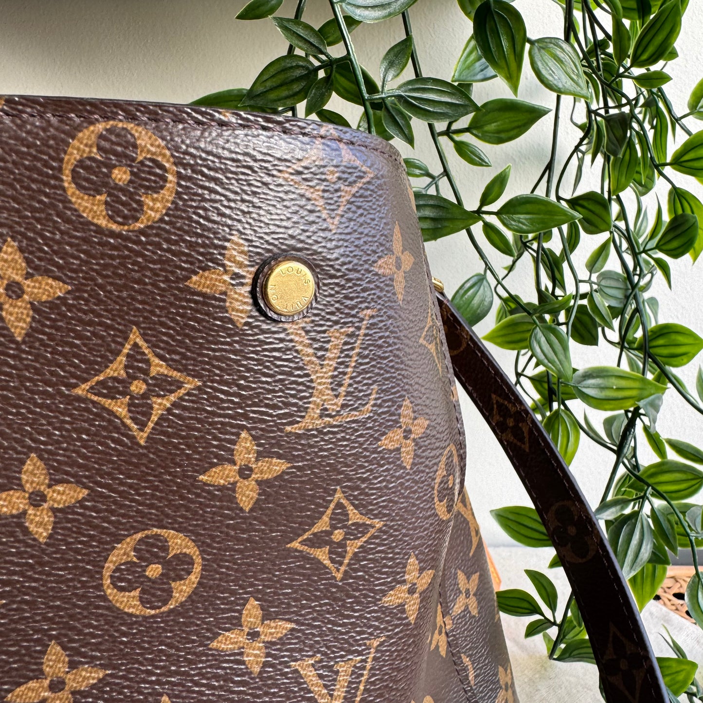 Louis Vuitton 2019 Montaigne MM