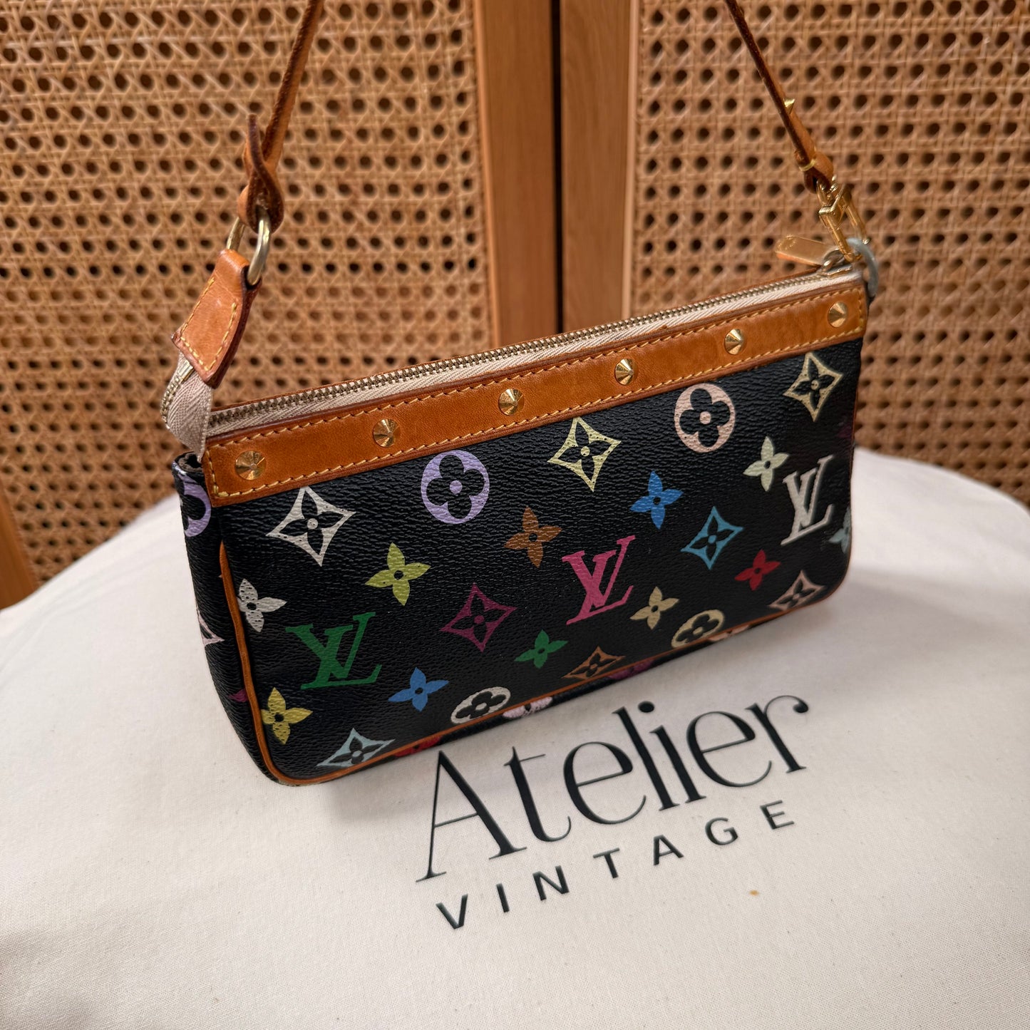Louis Vuitton 2003 Original Murakami Black Pochette Accessoires