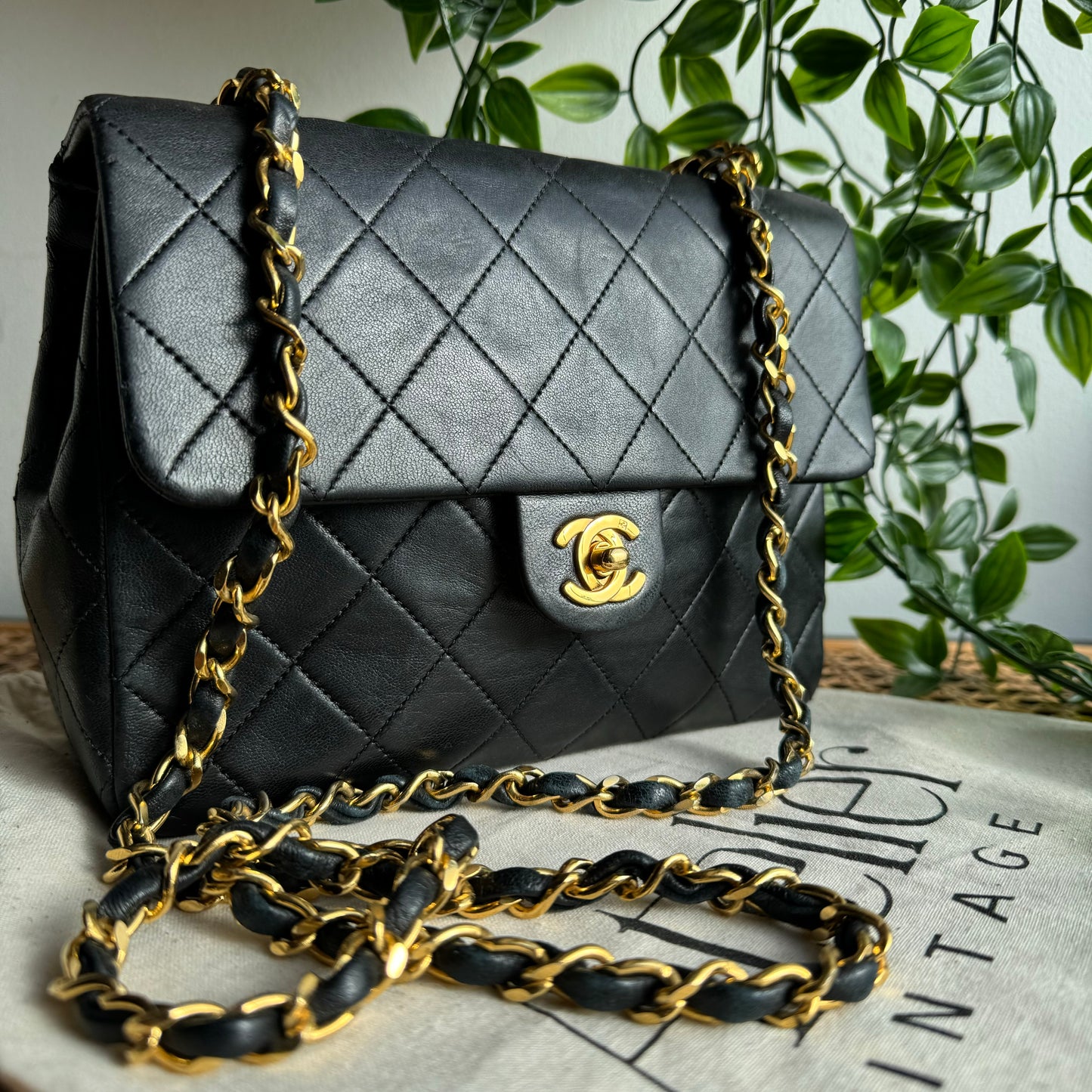 Chanel 1989 Classic Single Flap Medium