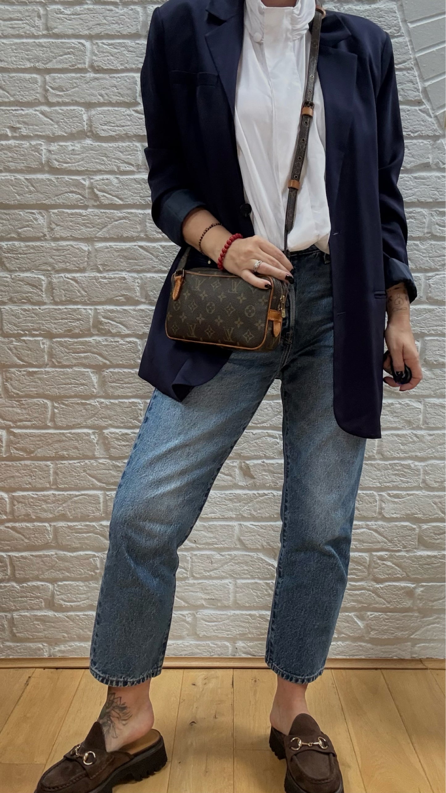 Louis Vuitton 1996 Pochette Marly Bandouliere