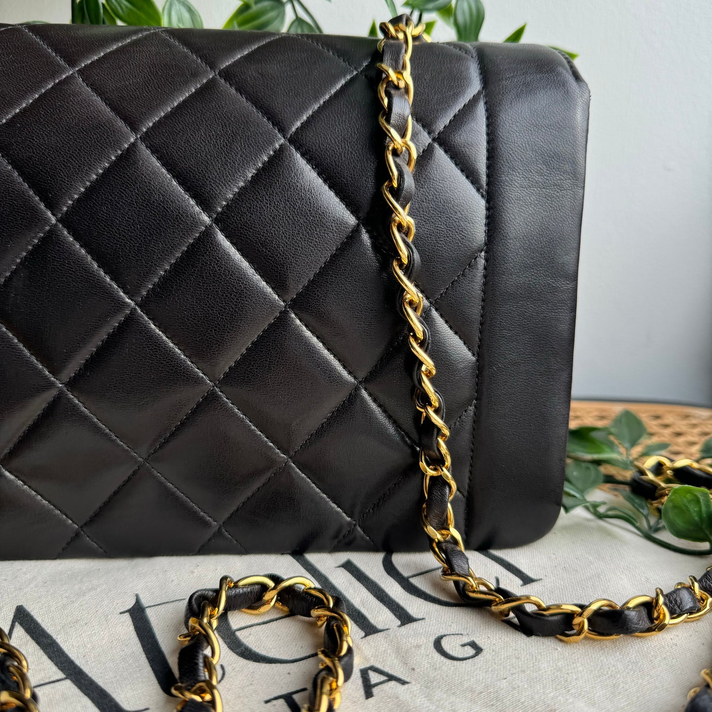 Chanel 1991 Vintage Classic Medium Diana
