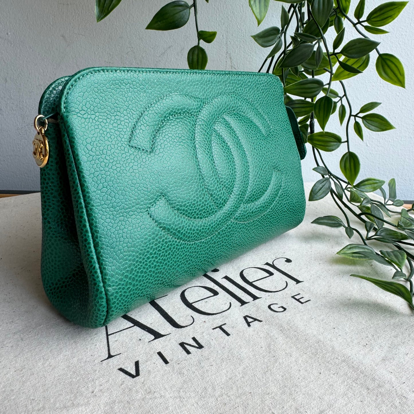 Chanel 1994 Emerald CC Caviar Pouch