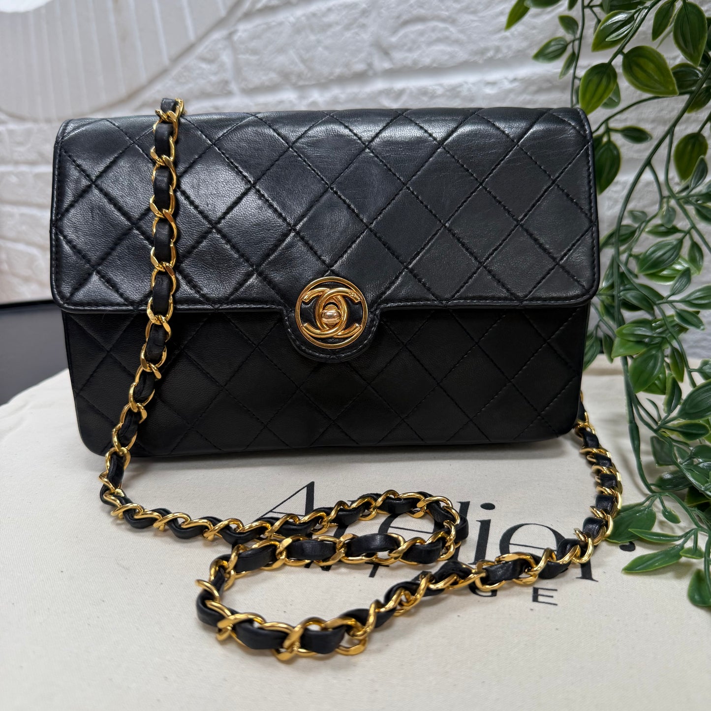 Chanel 1991 Circle CC Clasp Single Flap