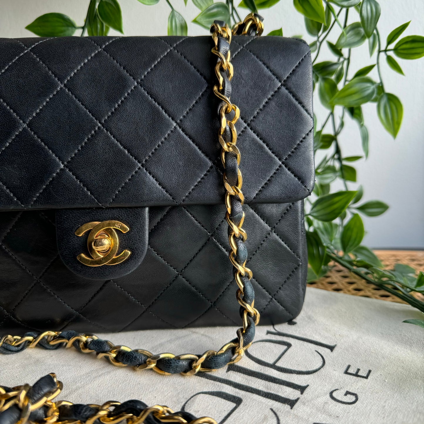 Chanel 1989 Classic Single Flap Medium