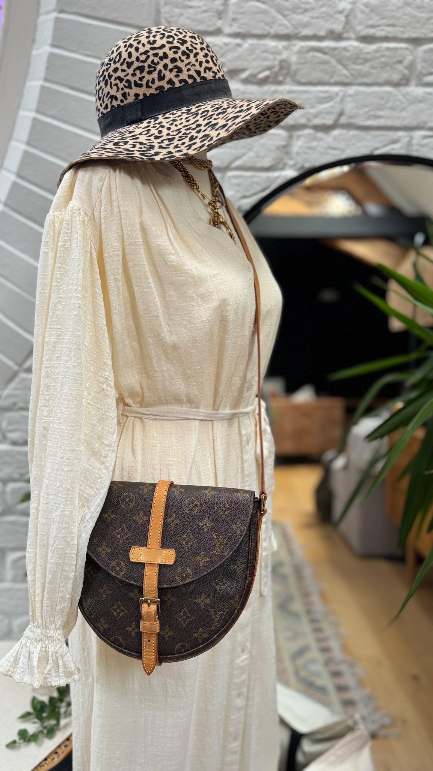 Louis Vuitton 1992 Chantilly Crossbody Bag