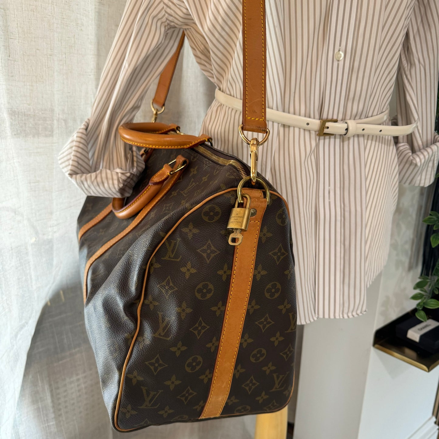 Louis Vuitton 1991 Keepall Bandoulier 50 with padlock & Key