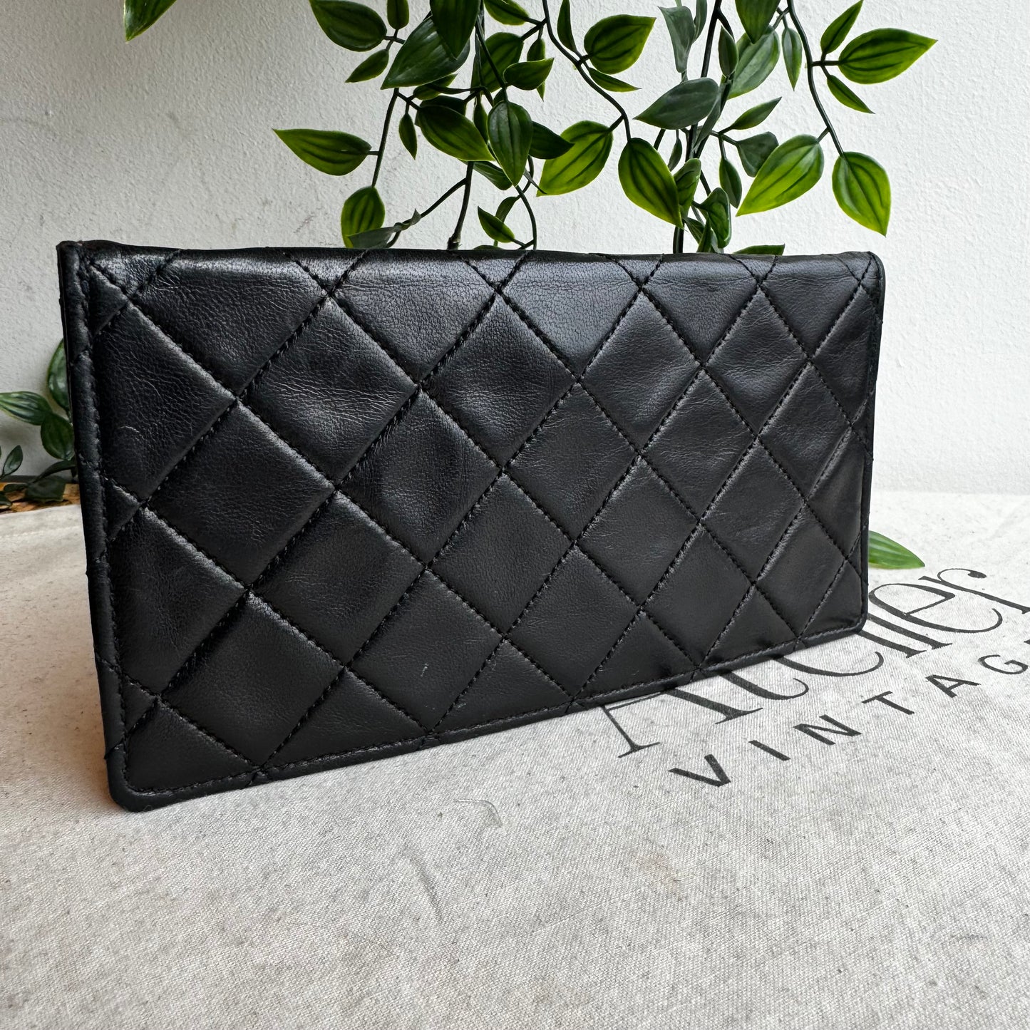 Chanel 1989 Vintage Trapezoid Quilted Flap with Purse