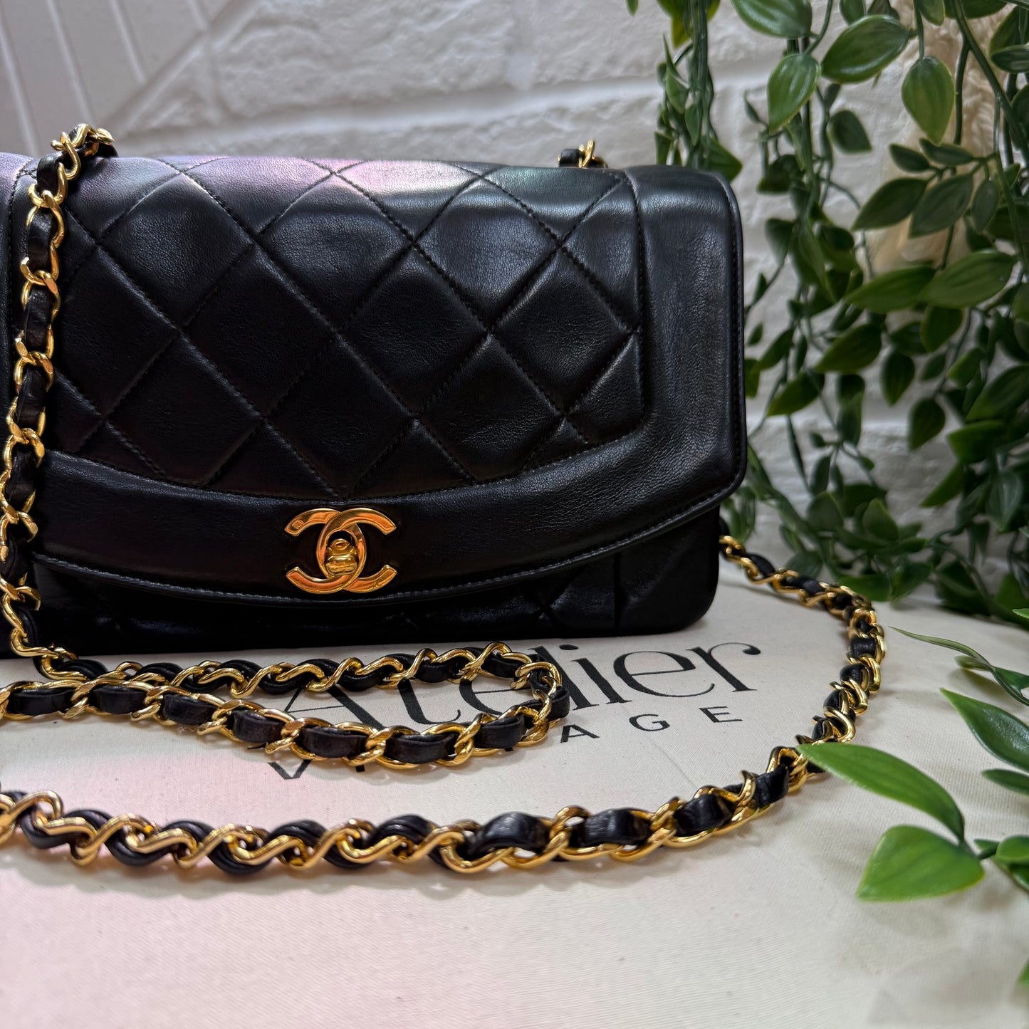 Chanel 1991 Vintage Classic Diana Small