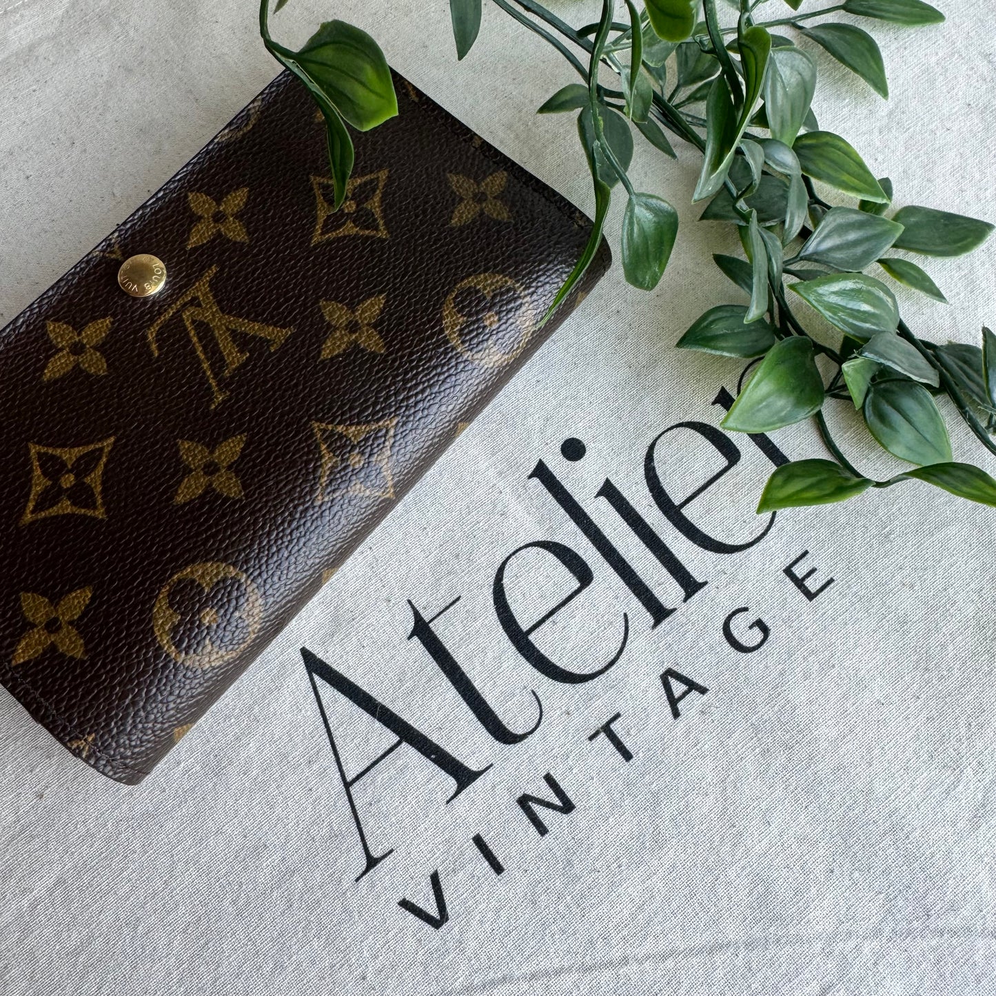 Louis Vuitton 2002 Porte Monnaise Purse