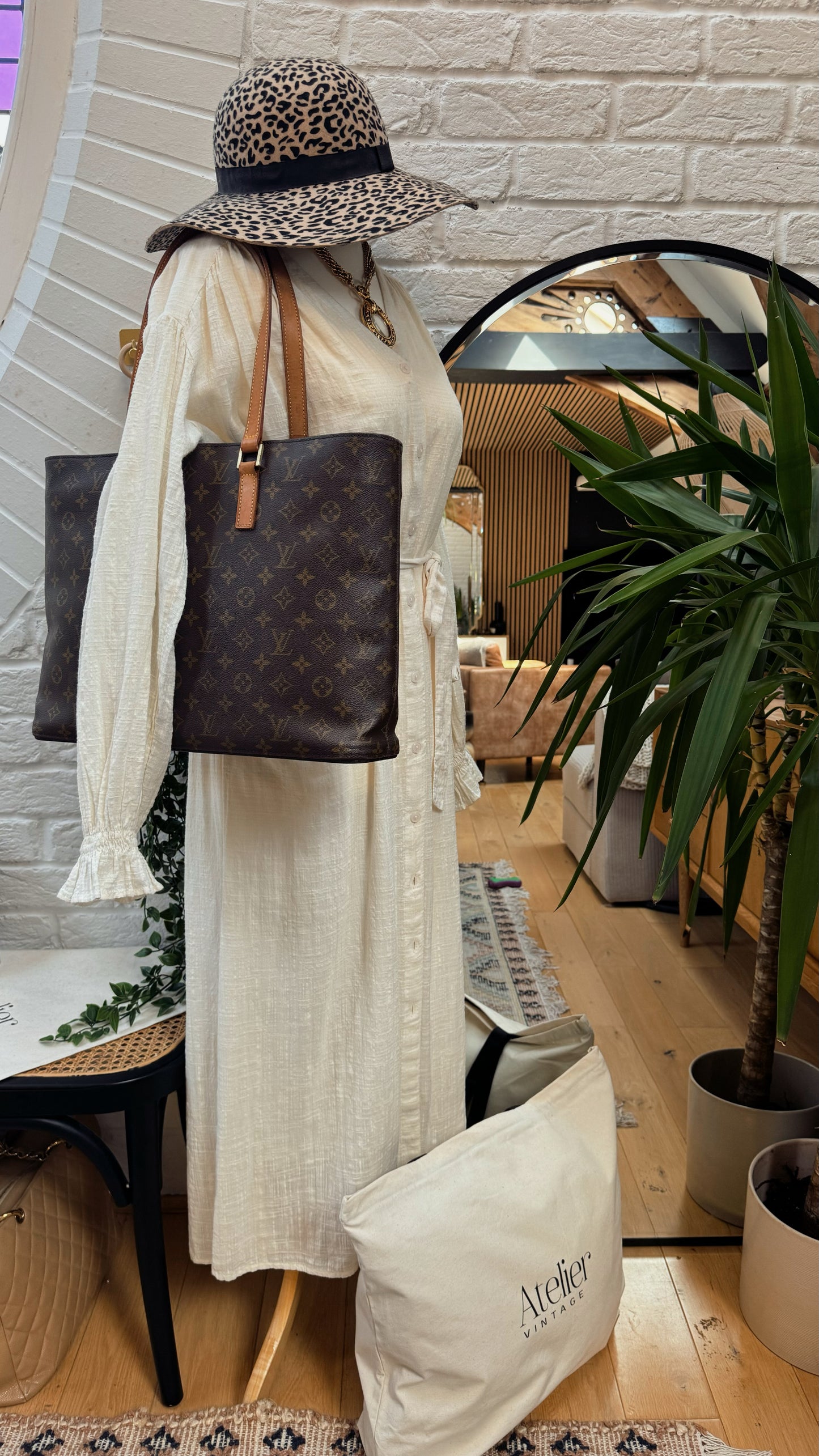 Louis Vuitton 2003 Luco Tote