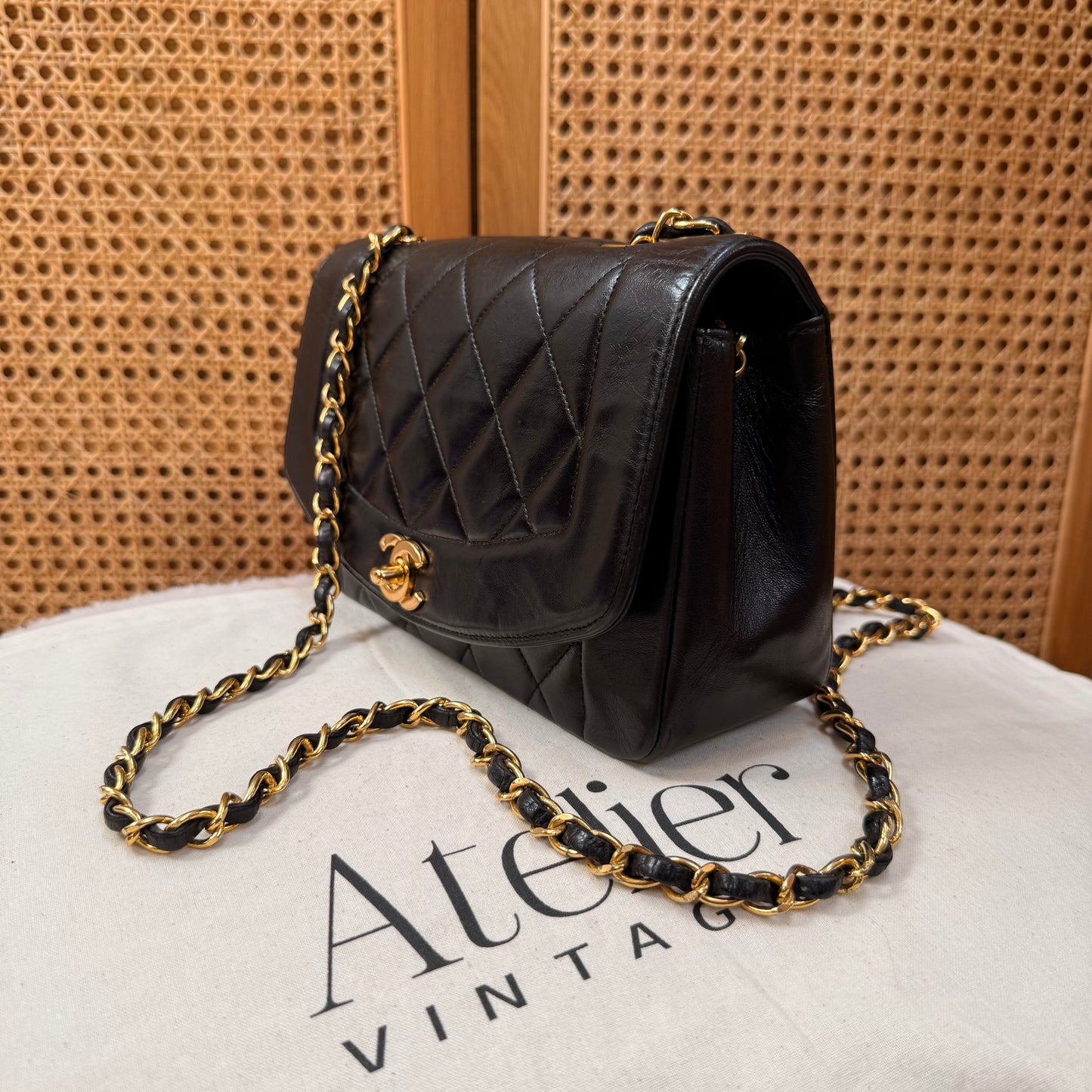 Chanel 1991 Vintage Classic Diana Small