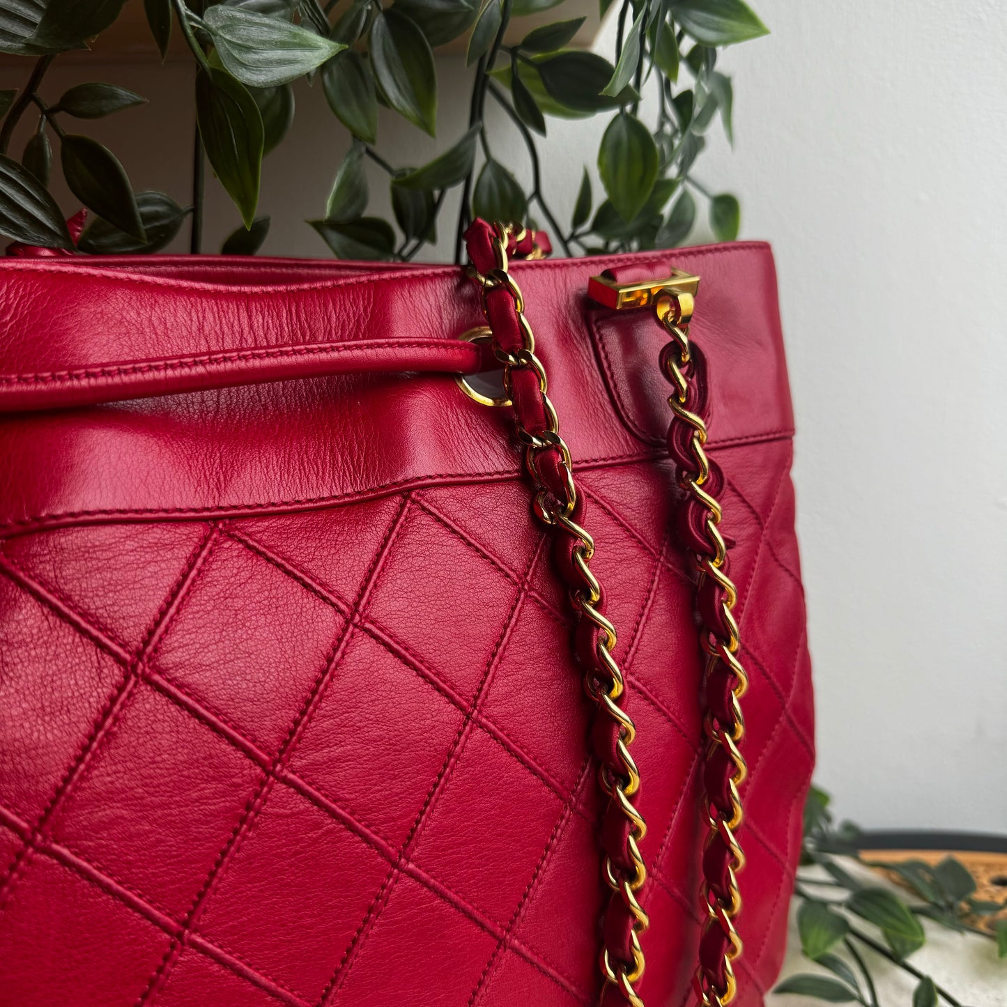 Chanel 1986 Vintage Tote