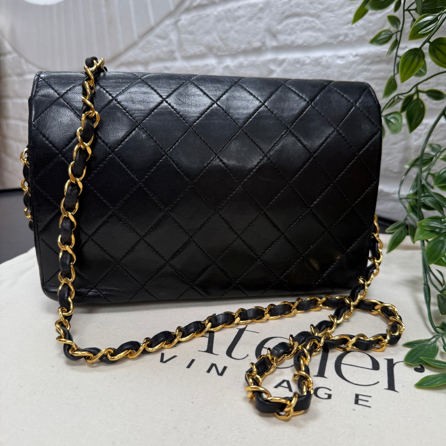 Chanel 1991 Circle CC Clasp Single Flap