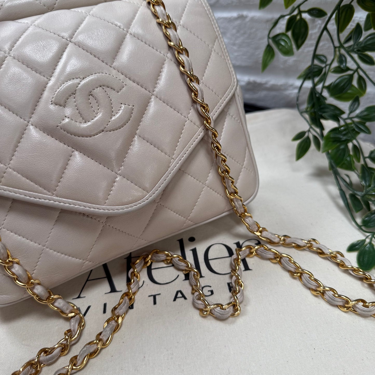 Chanel 1989 Rare Ivory Tassel Envelope Flap