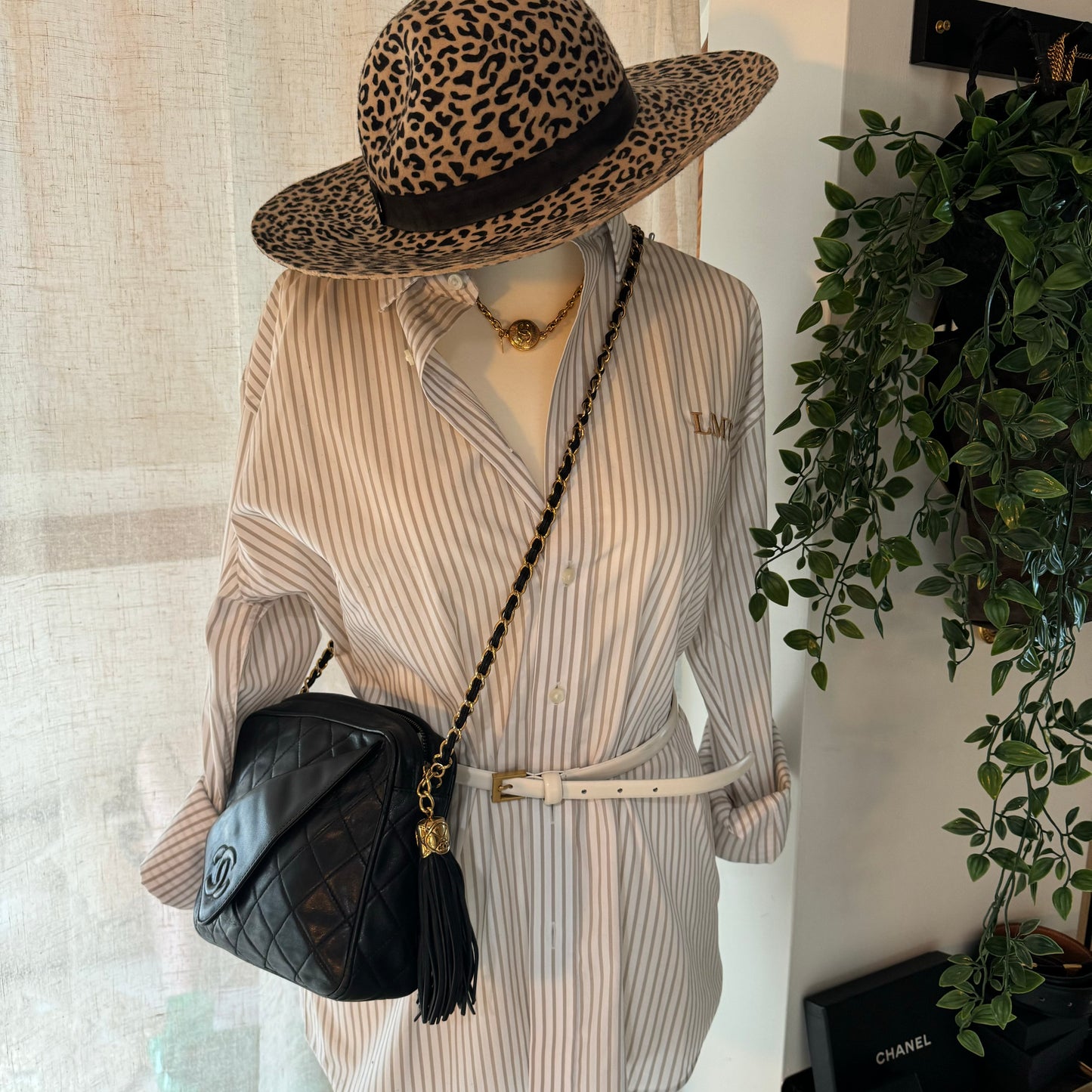 Chanel 1989 Vintage Tassel Camera Bag