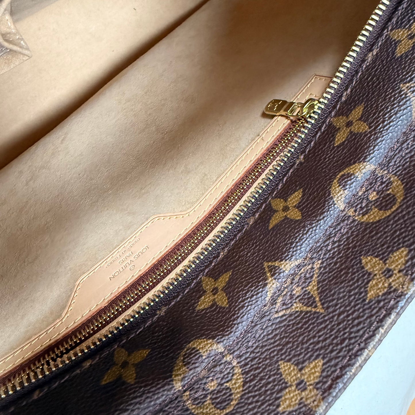 Louis Vuitton 2000 Luco Tote