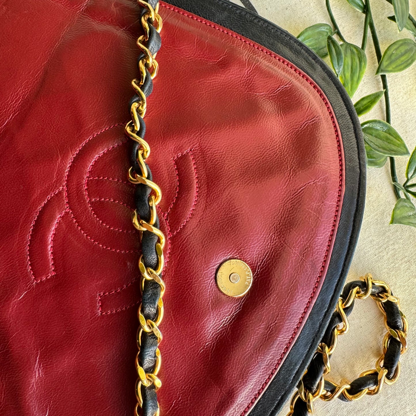 Chanel 1980s Vintage Quilted Single Flap