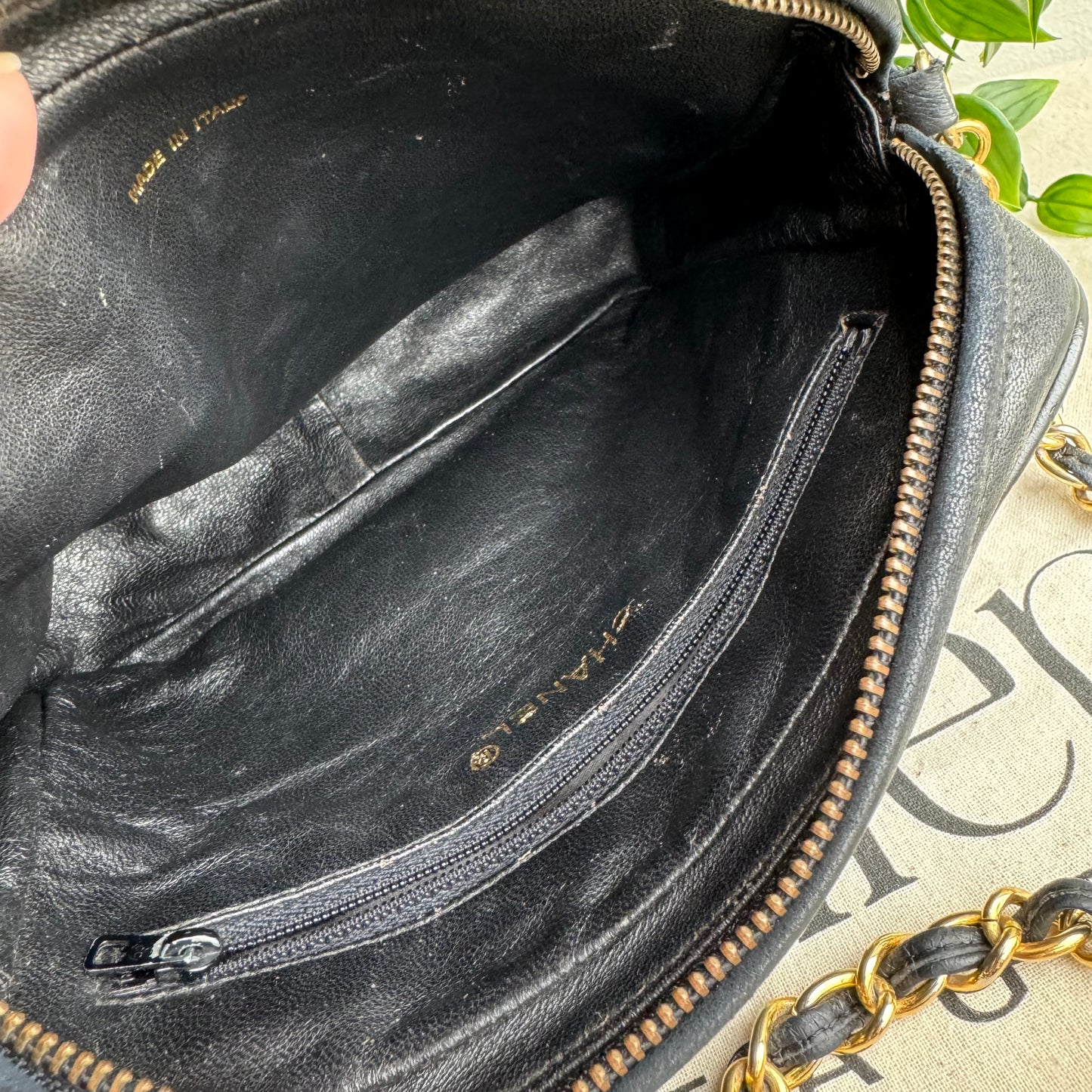 Chanel 1989 Vintage Tassel Camera Bag