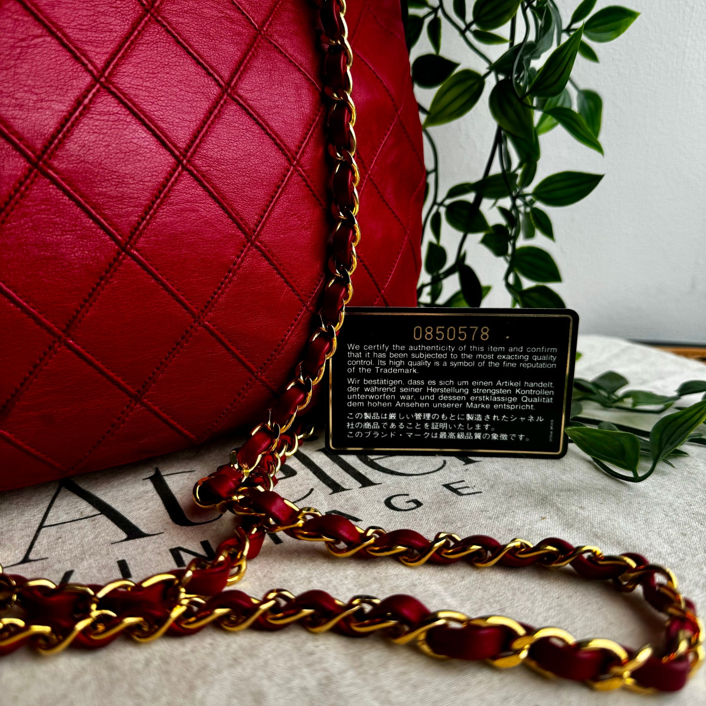 Chanel 1986 Vintage Tote