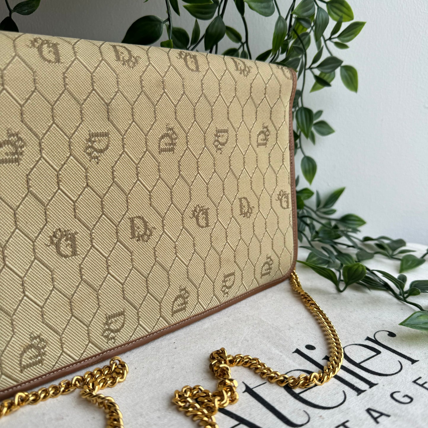 Dior 1980s Beige Honeycomb Two Way Chain Strap Bag
