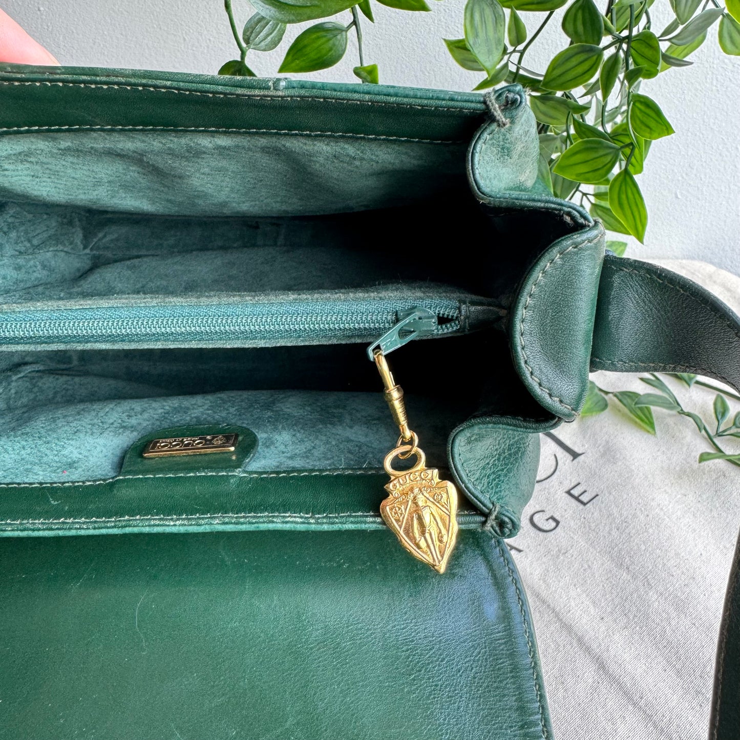 Gucci 1980s Emerald Horse Shoe Cross Body