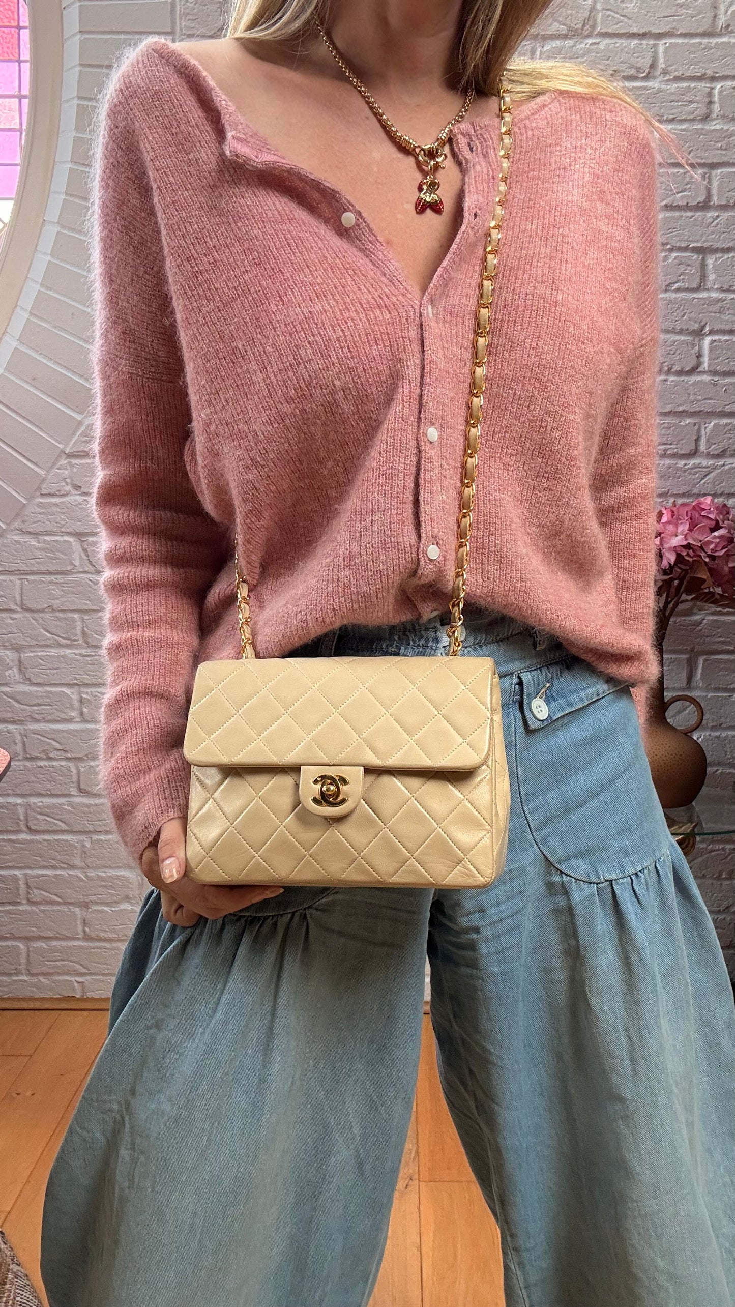 Chanel 1991 Beige Classic Medium Square Single Flap