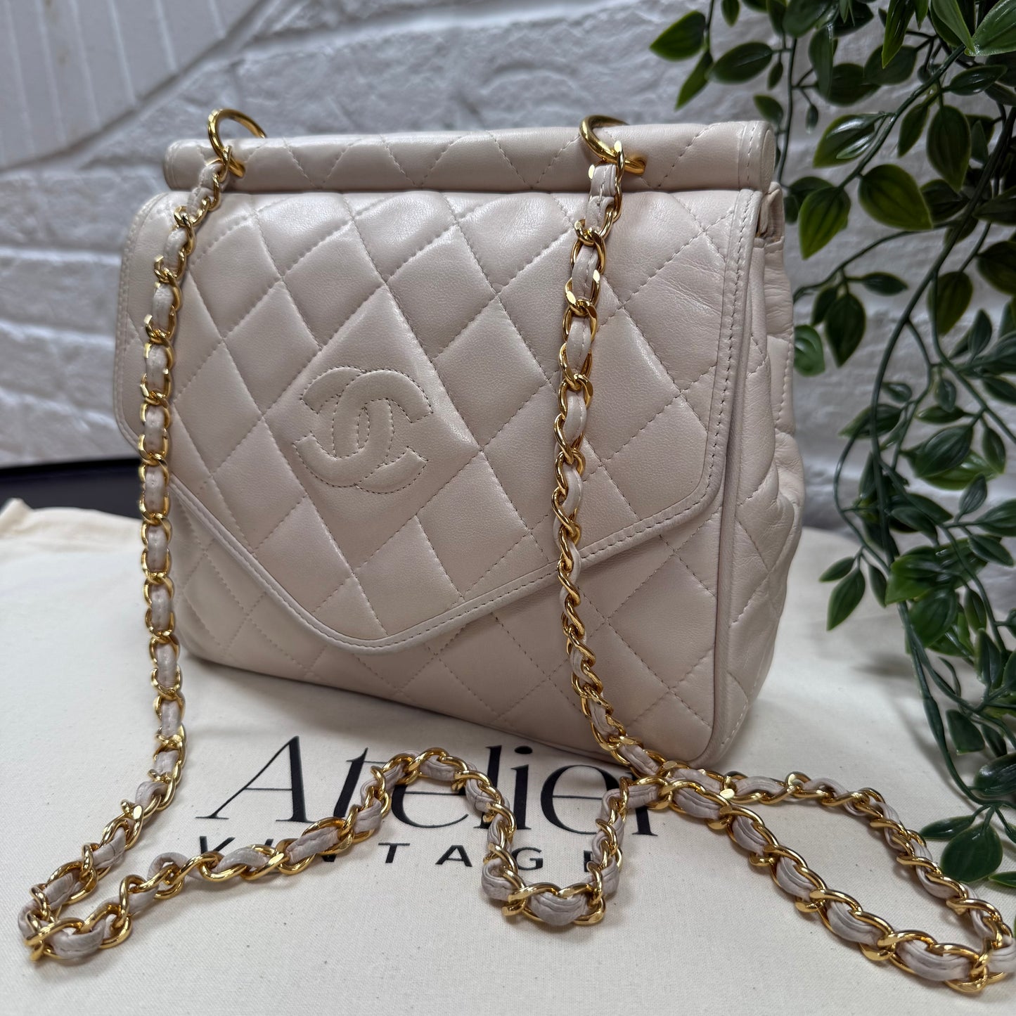 Chanel 1989 Rare Ivory Tassel Envelope Flap