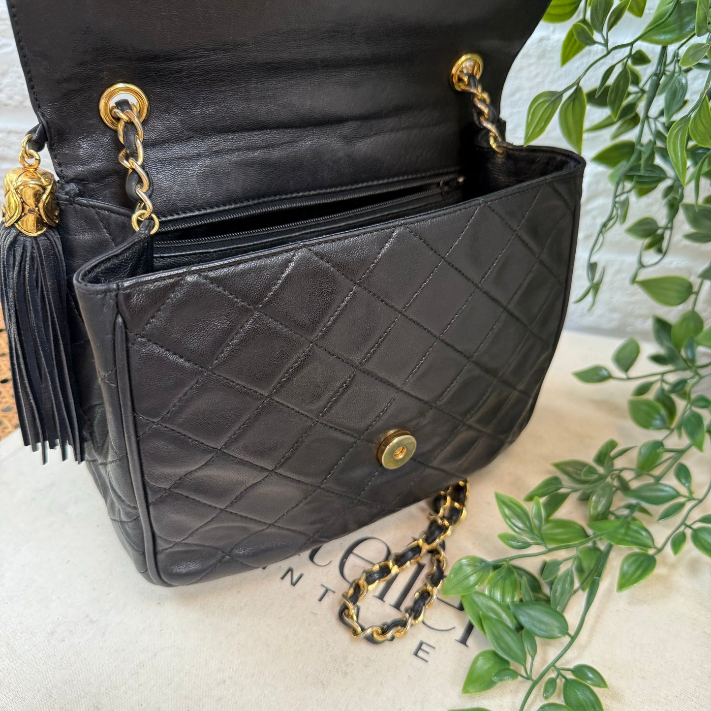 Chanel 1989 CC Quilted Tassel Single Flap