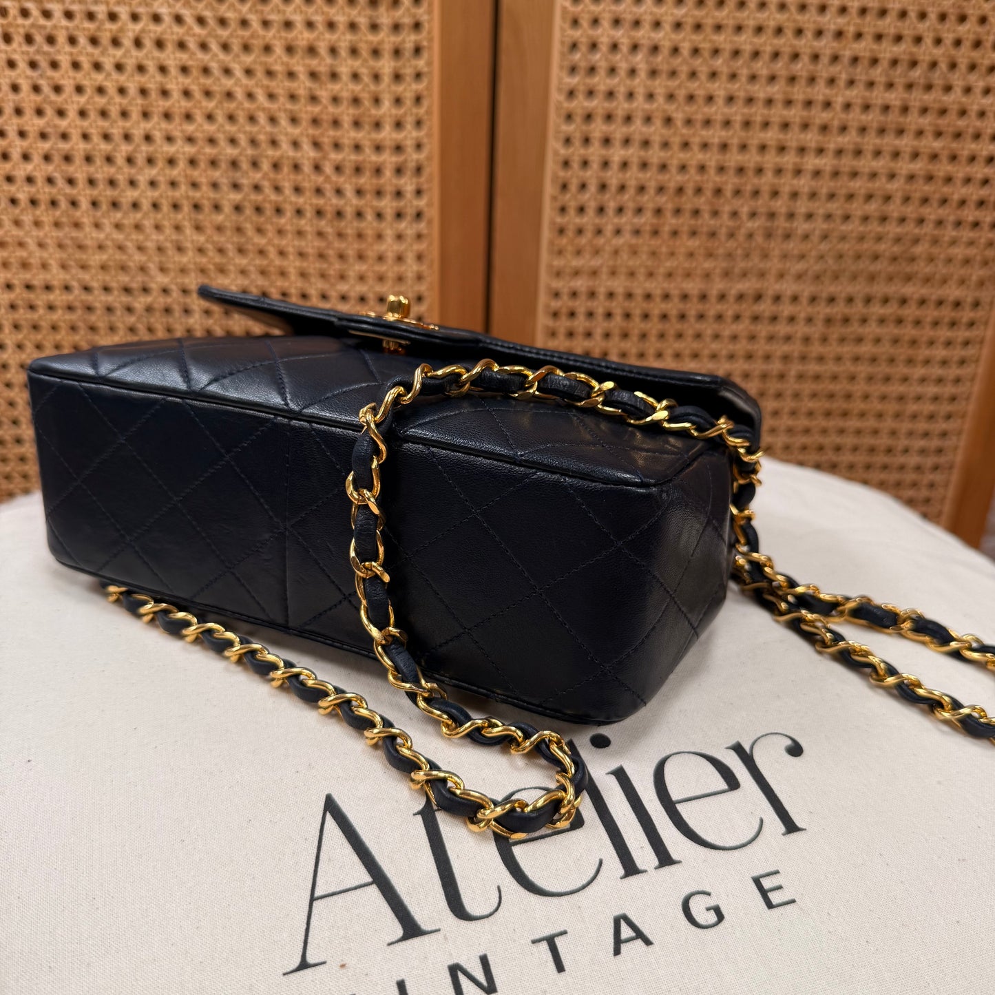 Chanel 1989 Classic Square Single Flap Medium - Navy
