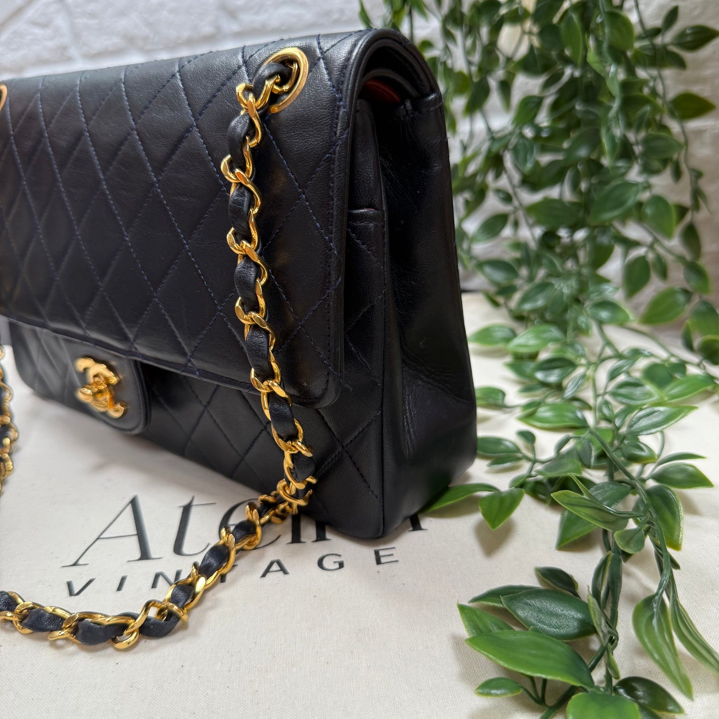 Chanel 1986 Navy Double Flap Medium