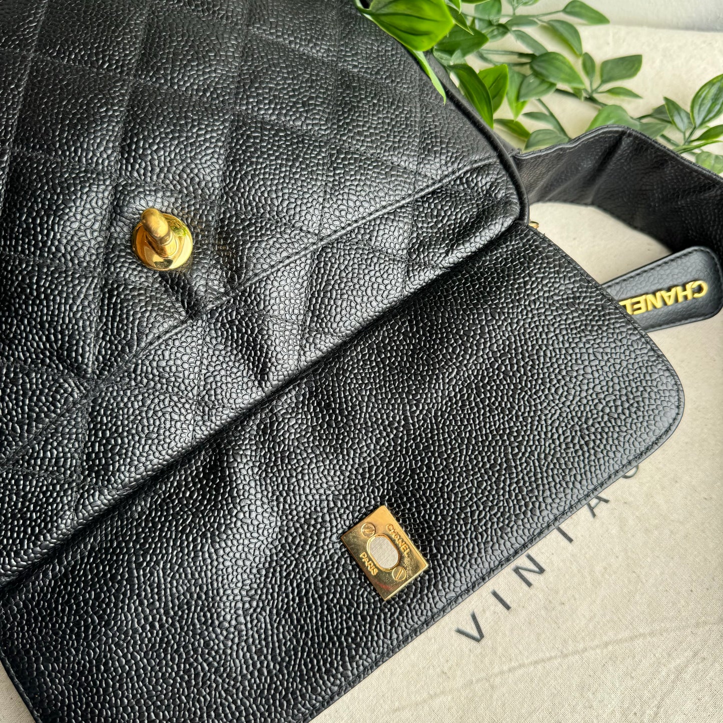 Chanel 1994 Caviar Leather CC Turnlock Shoulder Bag