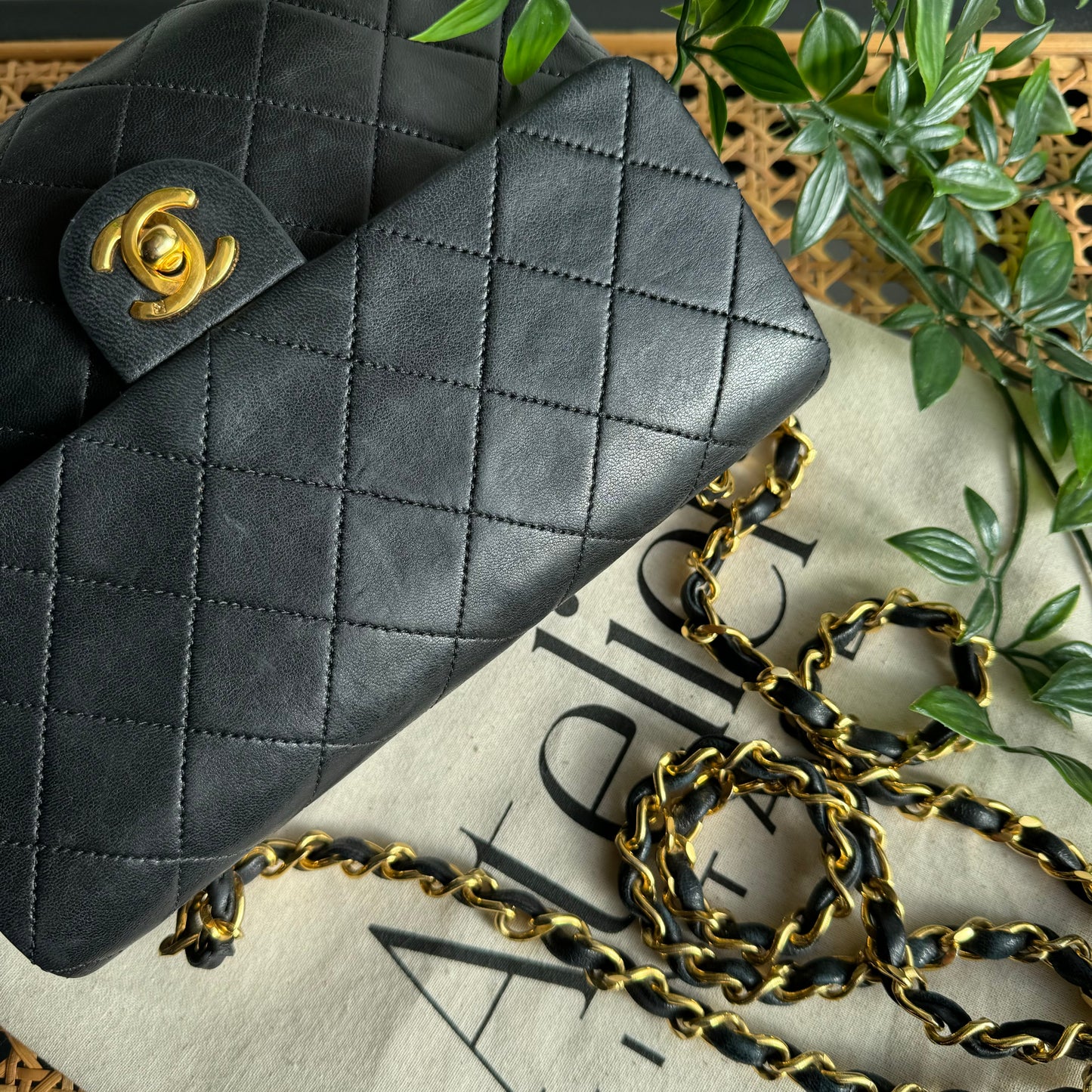 Chanel 1989 Classic Single Flap Medium