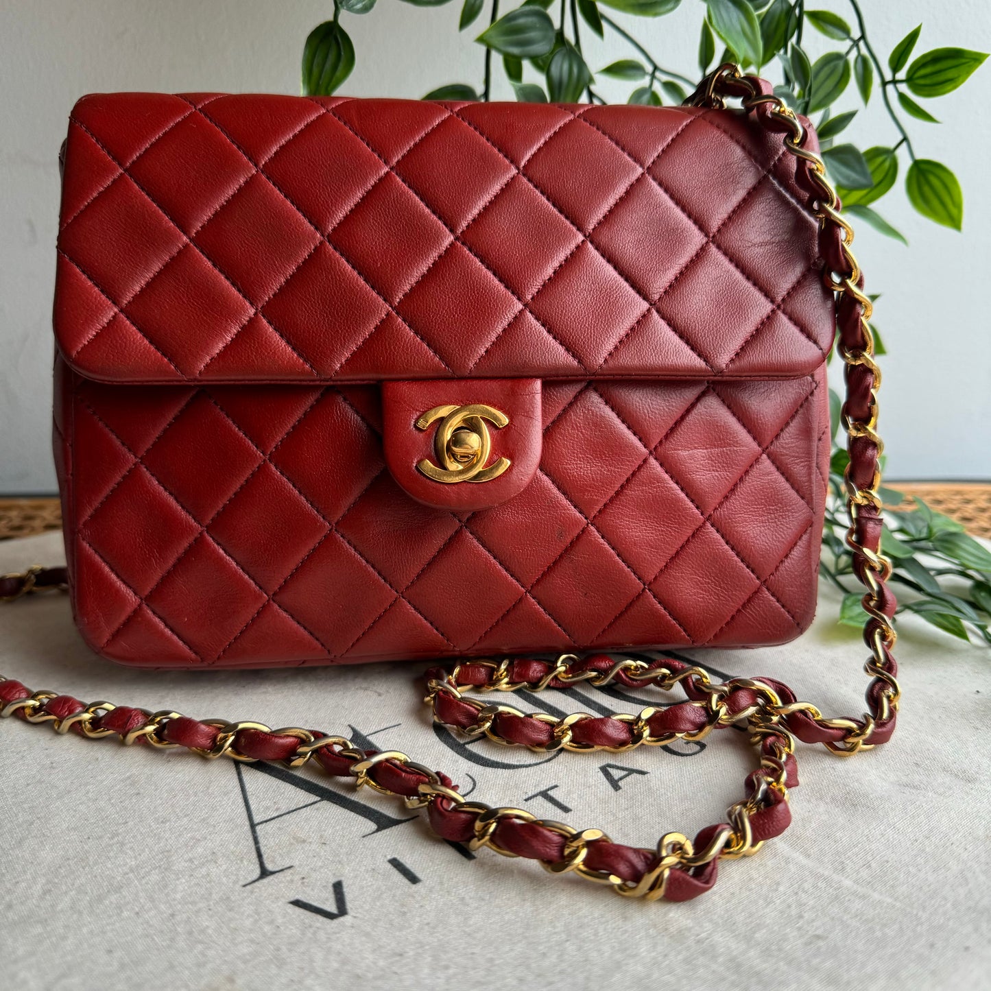 Chanel 1989 Bordeaux Red Classic Single Flap Medium