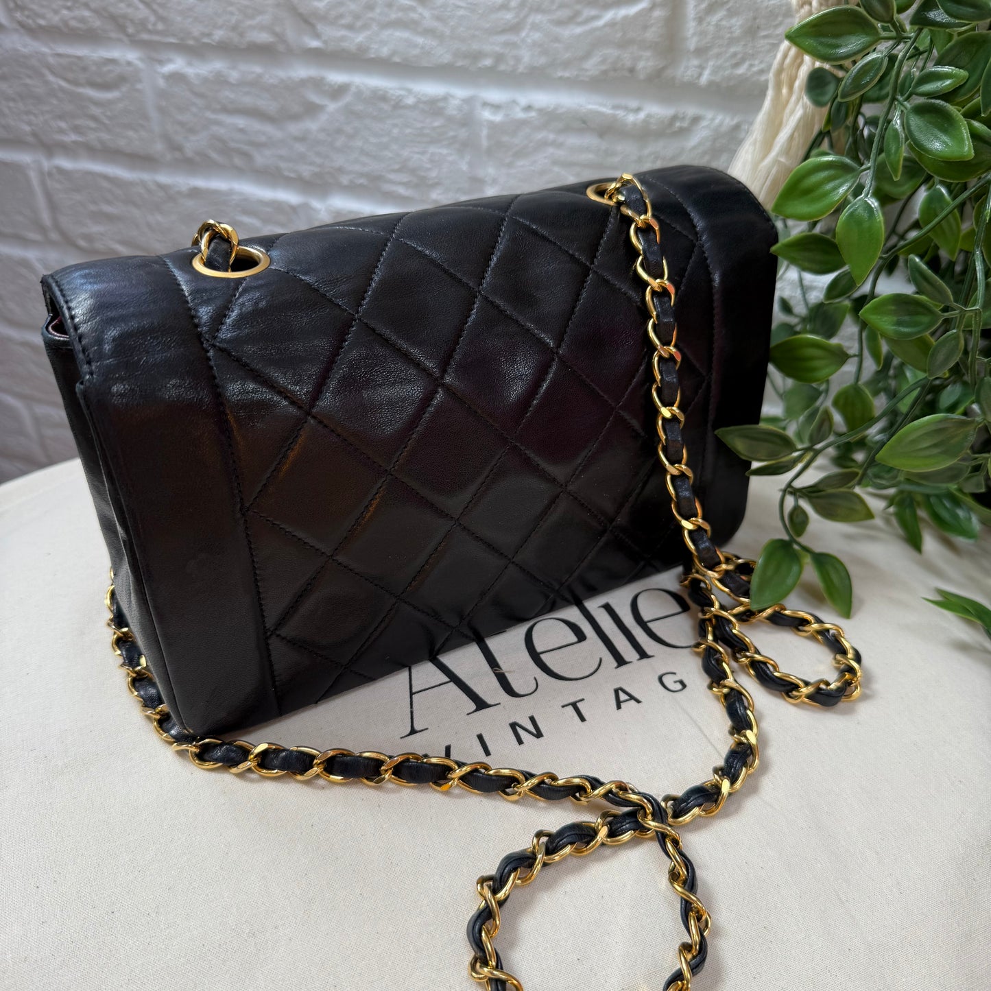 Chanel 1991 Vintage Classic Diana Small