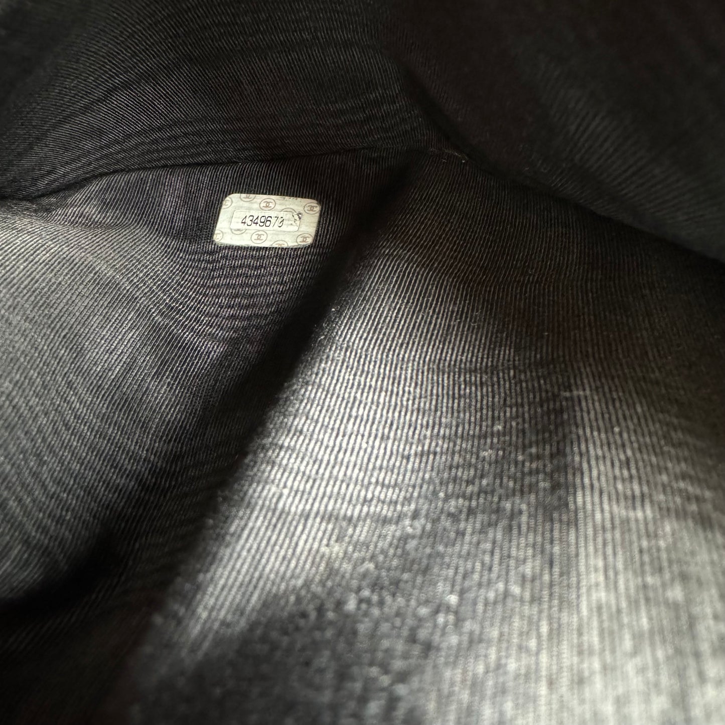 Chanel 1996 Caviar Leather CC Kisslock Purse