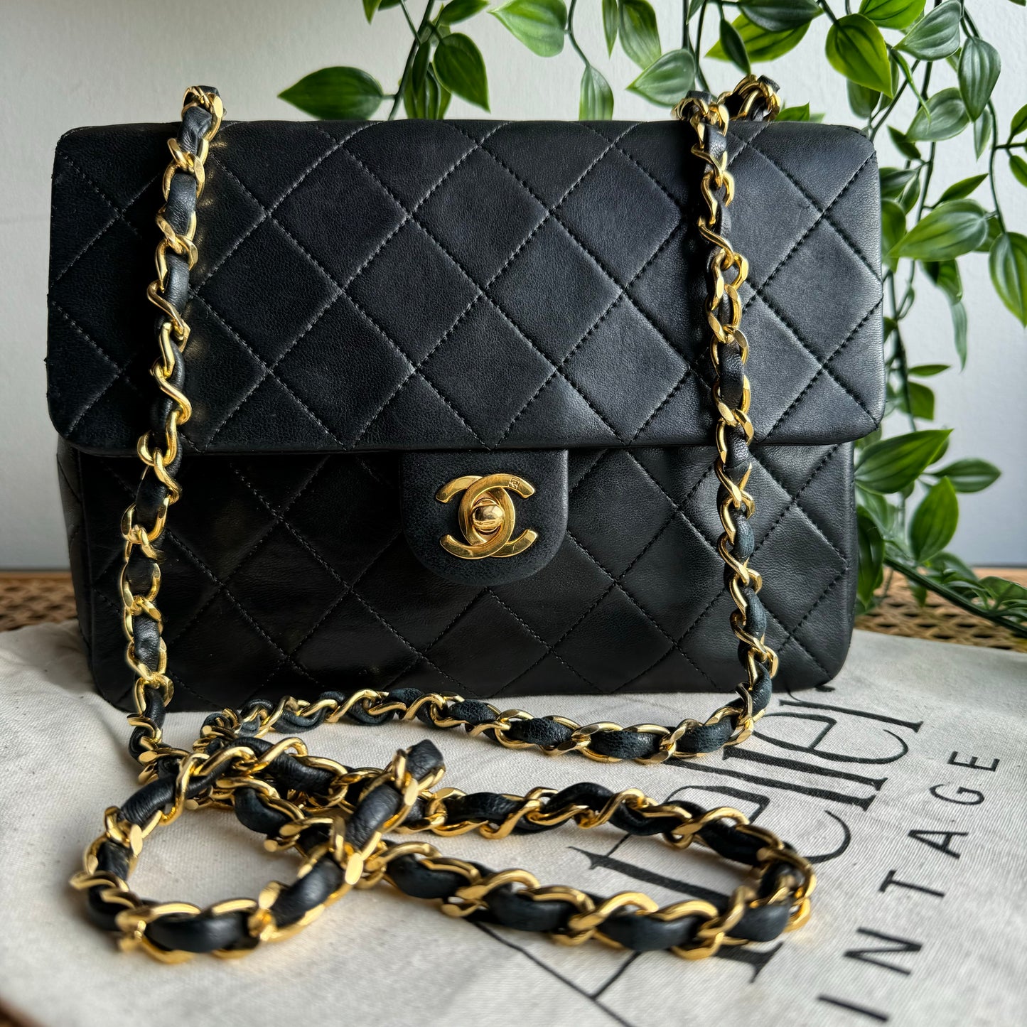 Chanel 1989 Classic Single Flap Medium