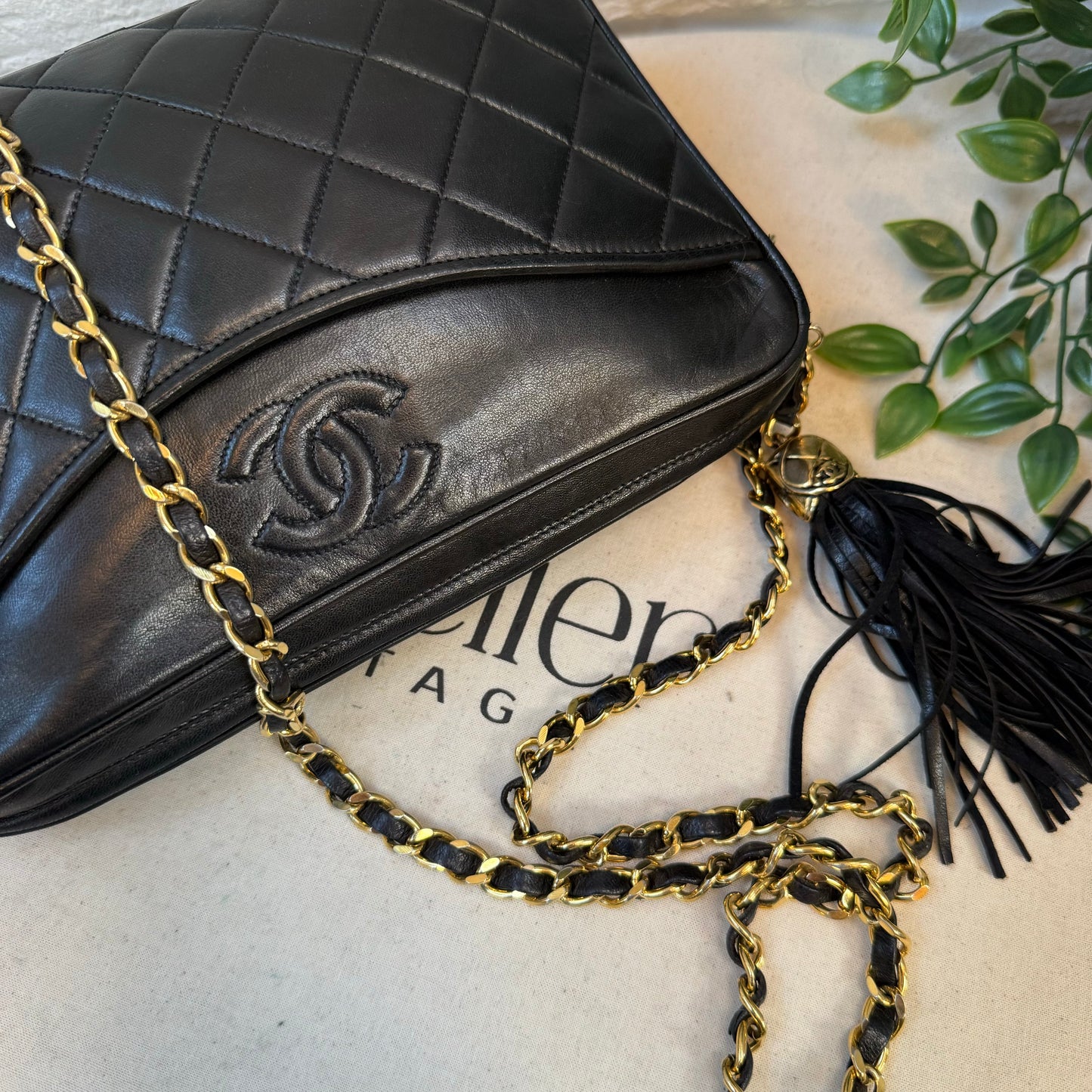 Chanel 1989 CC Quilted Vintage Tassel Camera Bag