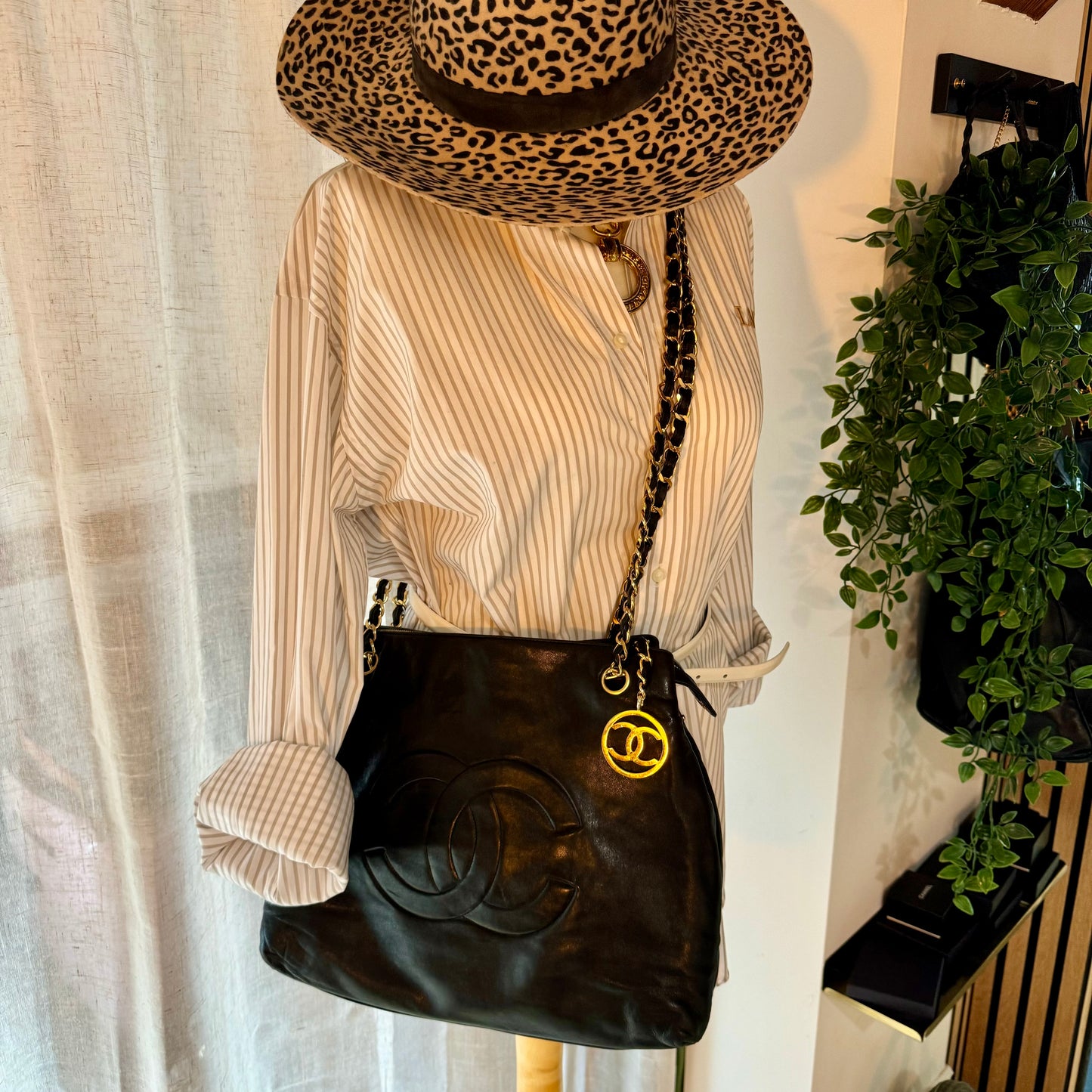 Chanel 1991 Lambskin Coco Cabas Cross Body Tote
