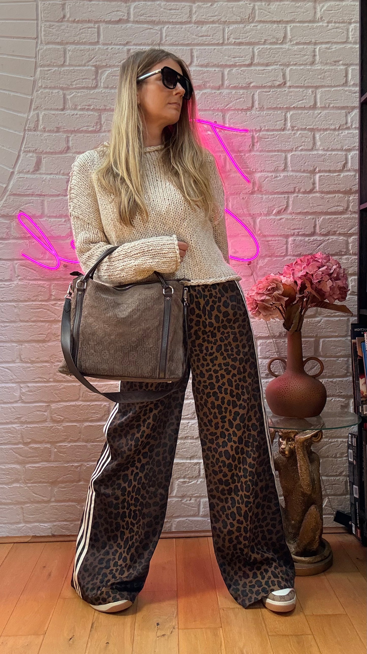 Louis Vuitton 2011 Antheia in Monogram Brown Suede & Leather Two Way