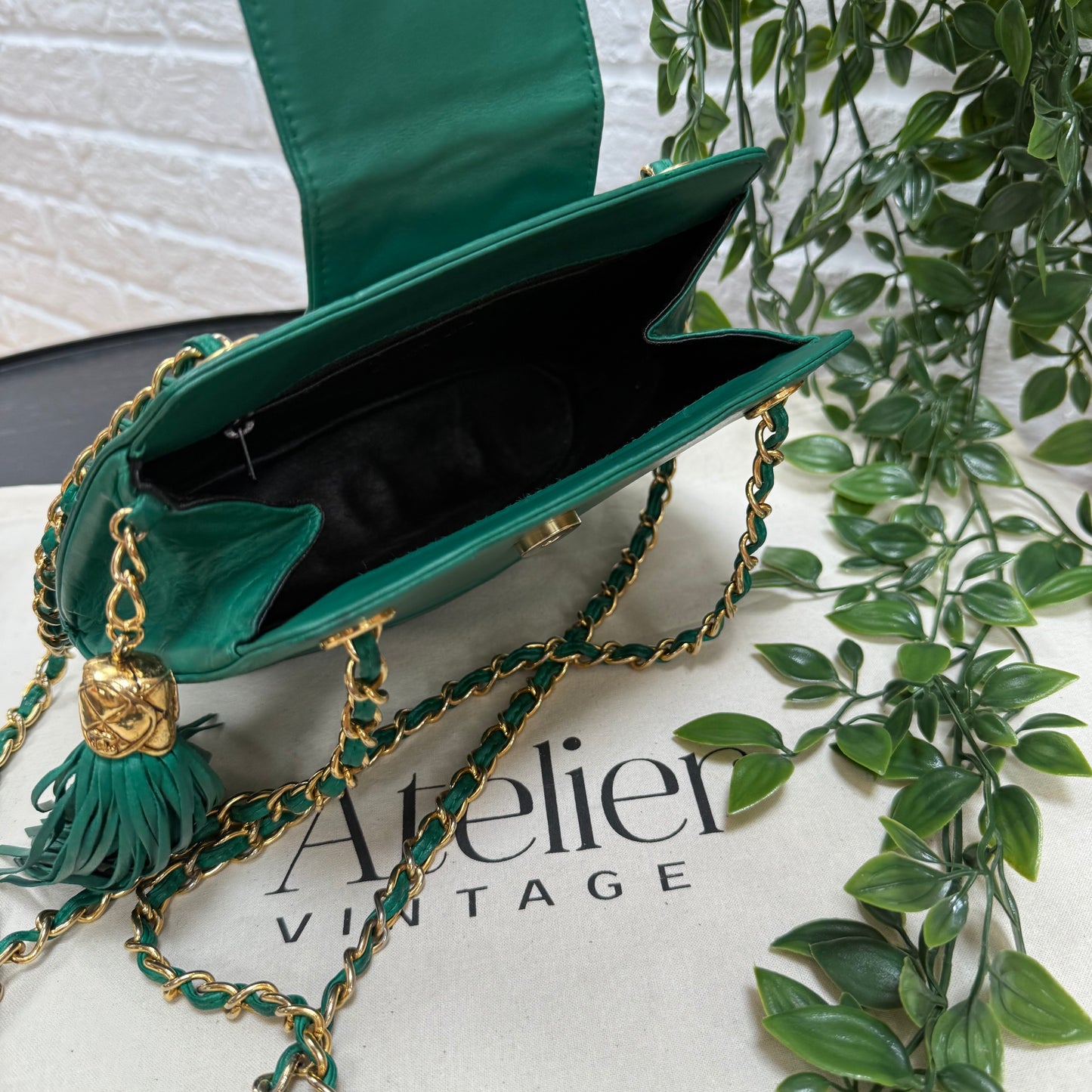 Chanel 1989 Emerald Green Cross Body Envelope Flap tassel bag