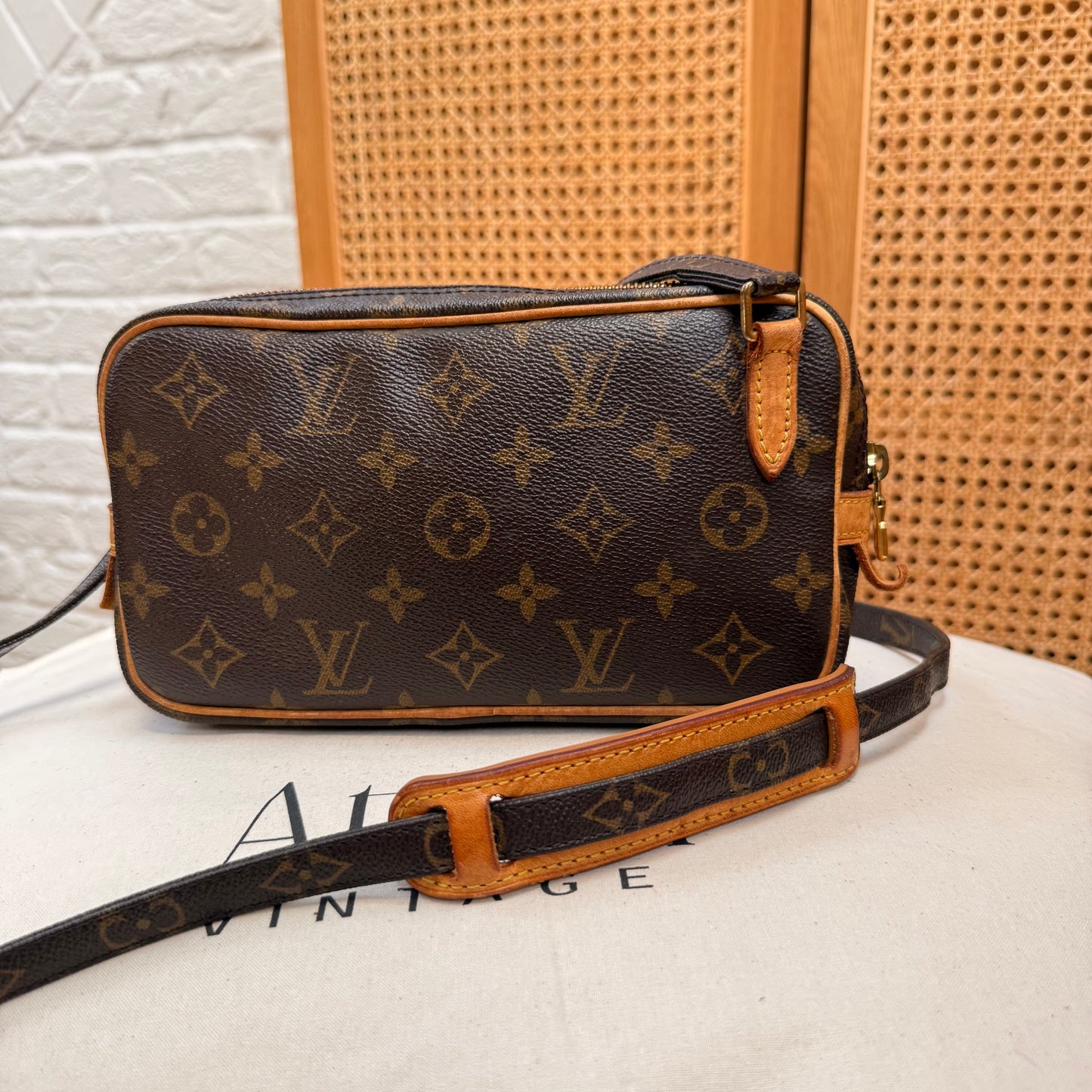 Louis Vuitton 2003 Pochette Marly Bandouliere