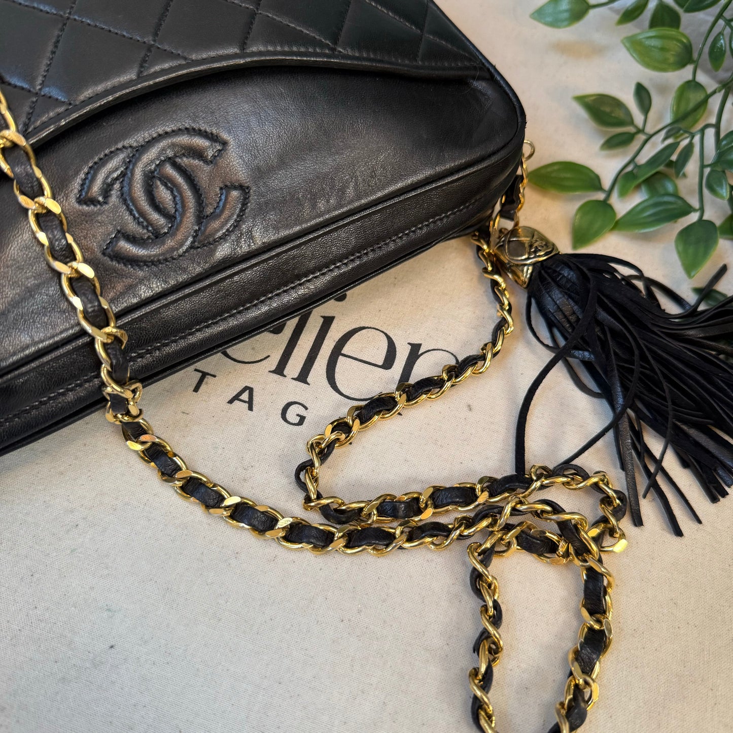 Chanel 1989 CC Quilted Vintage Tassel Camera Bag