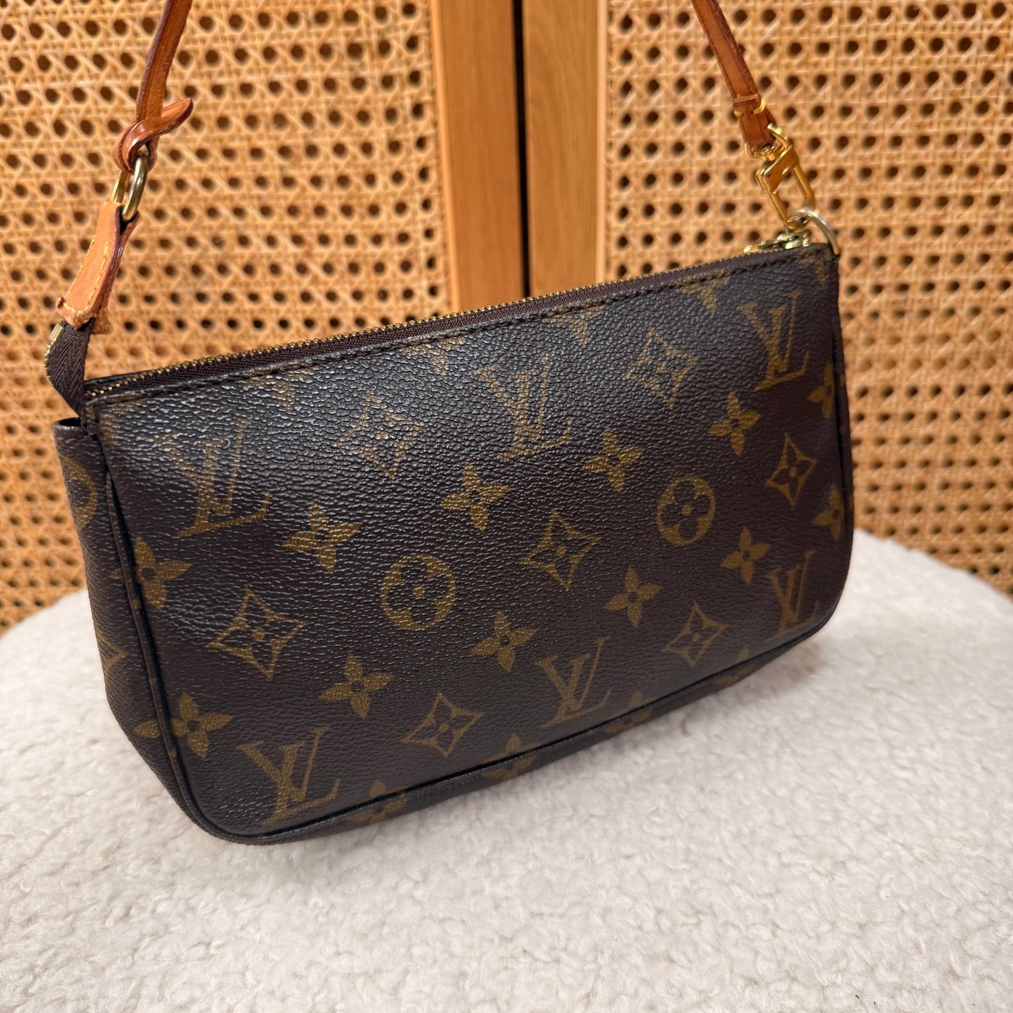 Louis Vuitton 2000 Pochette Accesssoires