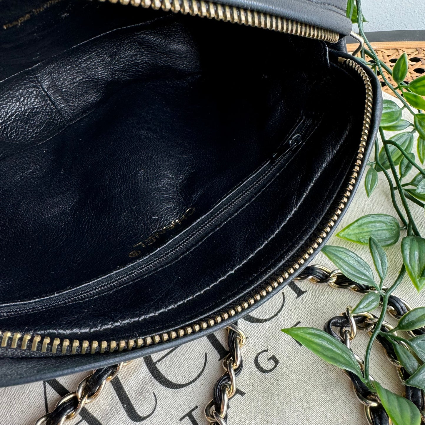 Chanel 1986 Vintage Tassel Camera Bag