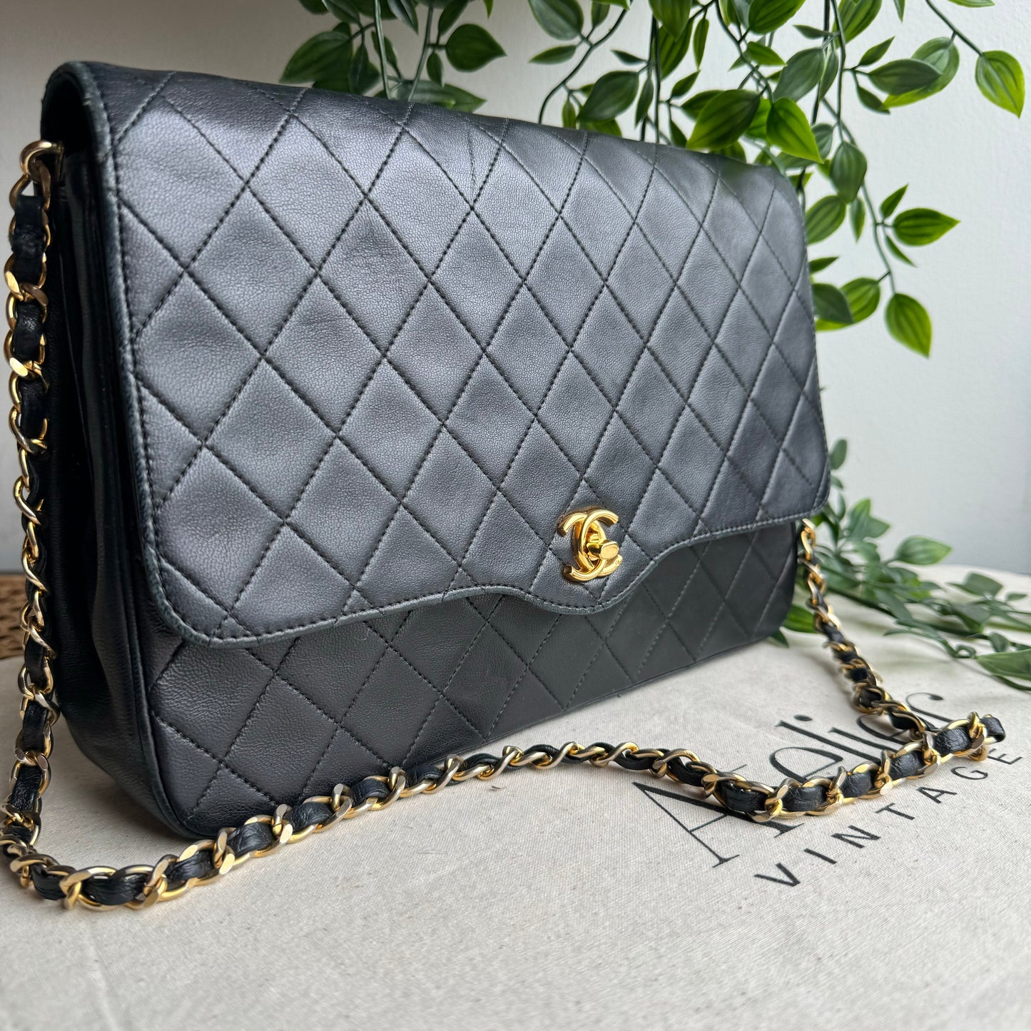 Chanel 1980s CC Turnlock Single Flap