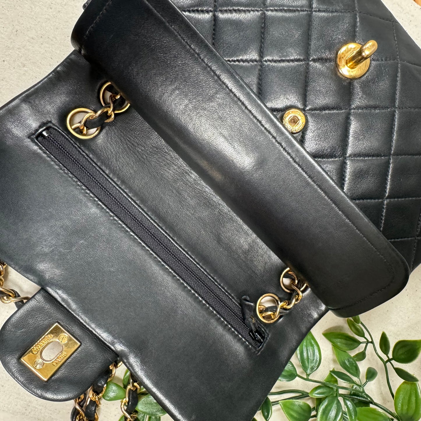 Chanel 1989 Classic Double Flap Small